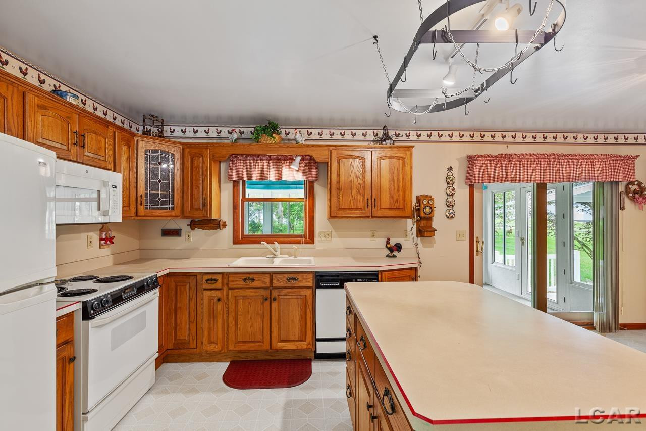 4847 Ogden, Adrian, MI 49221 — Photo 18