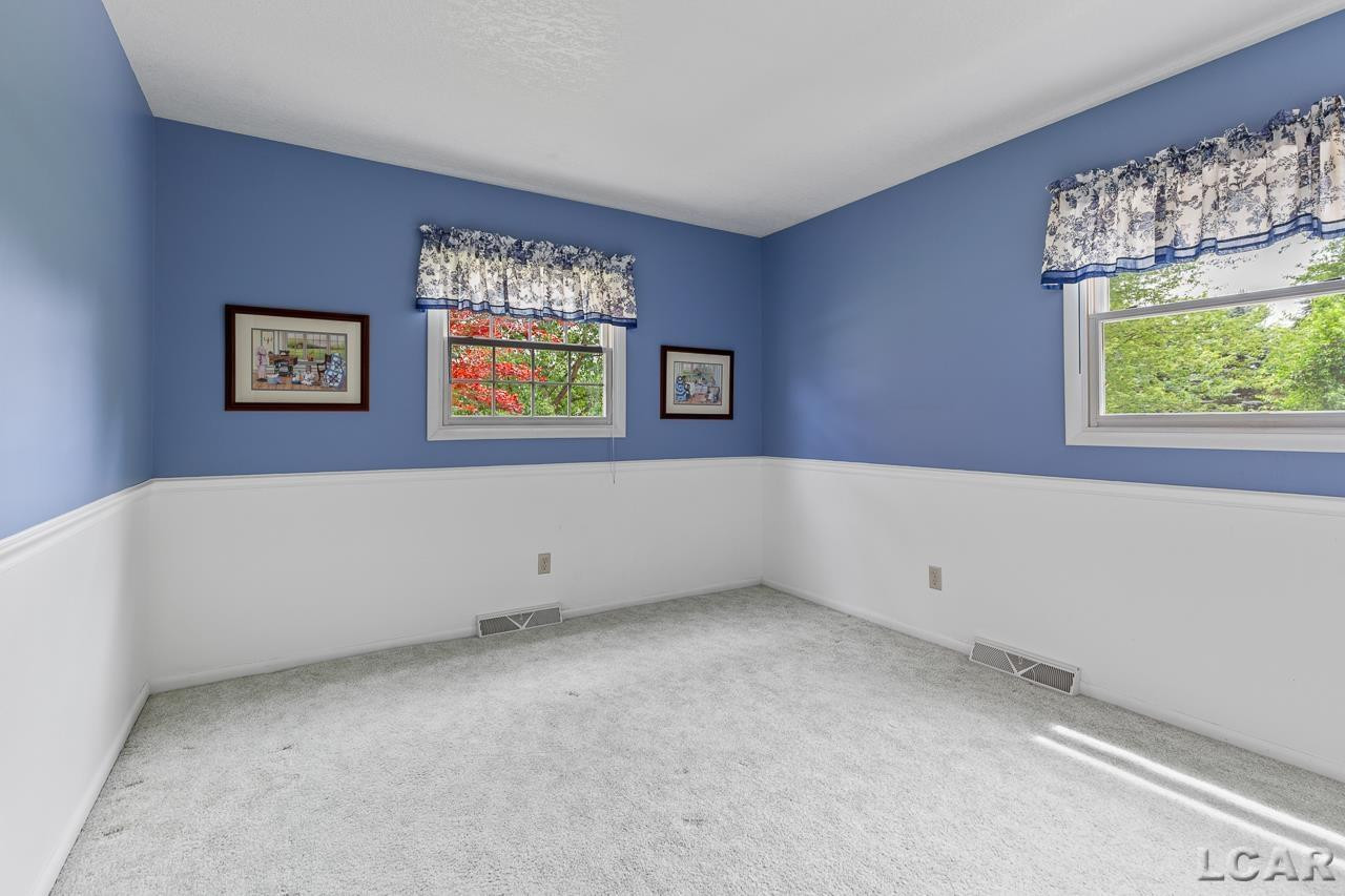 4847 Ogden, Adrian, MI 49221 — Photo 32