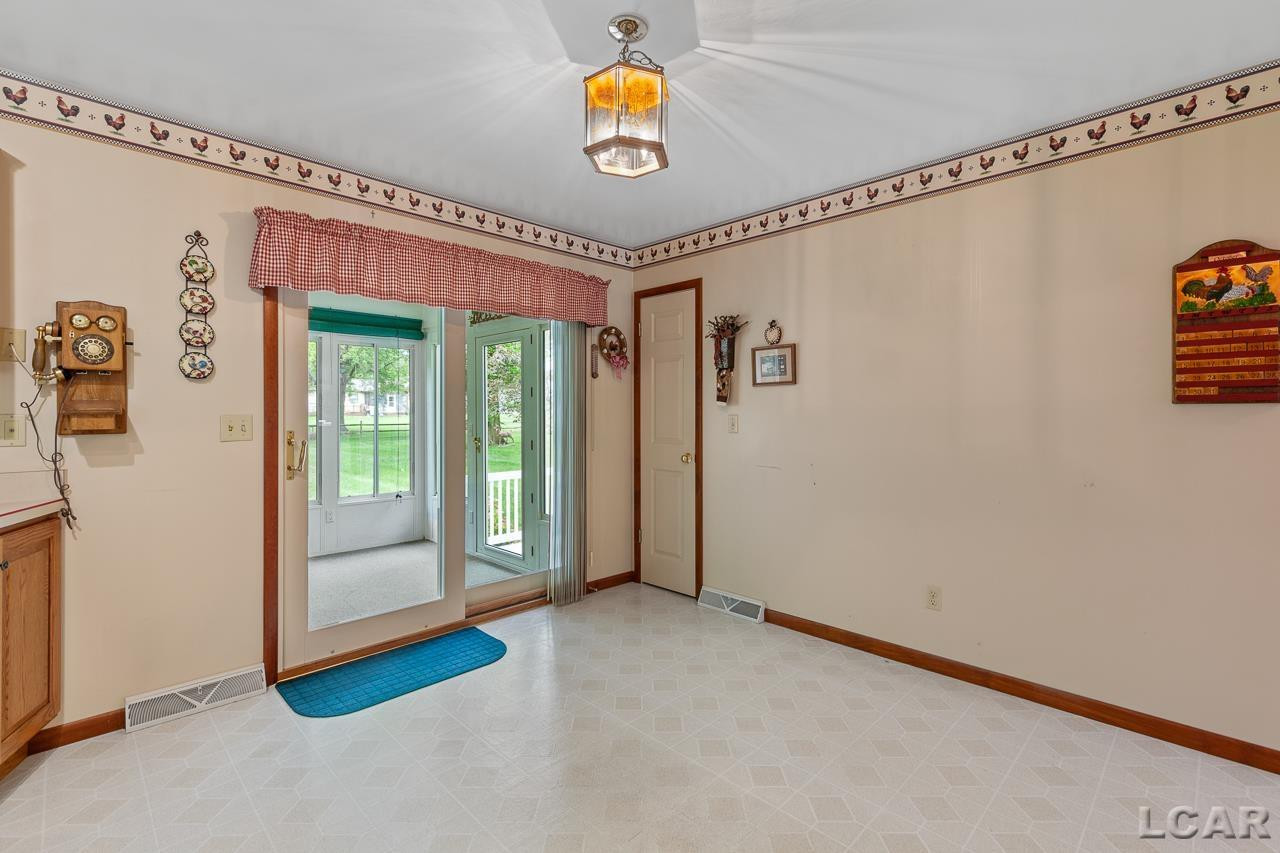 4847 Ogden, Adrian, MI 49221 — Photo 41