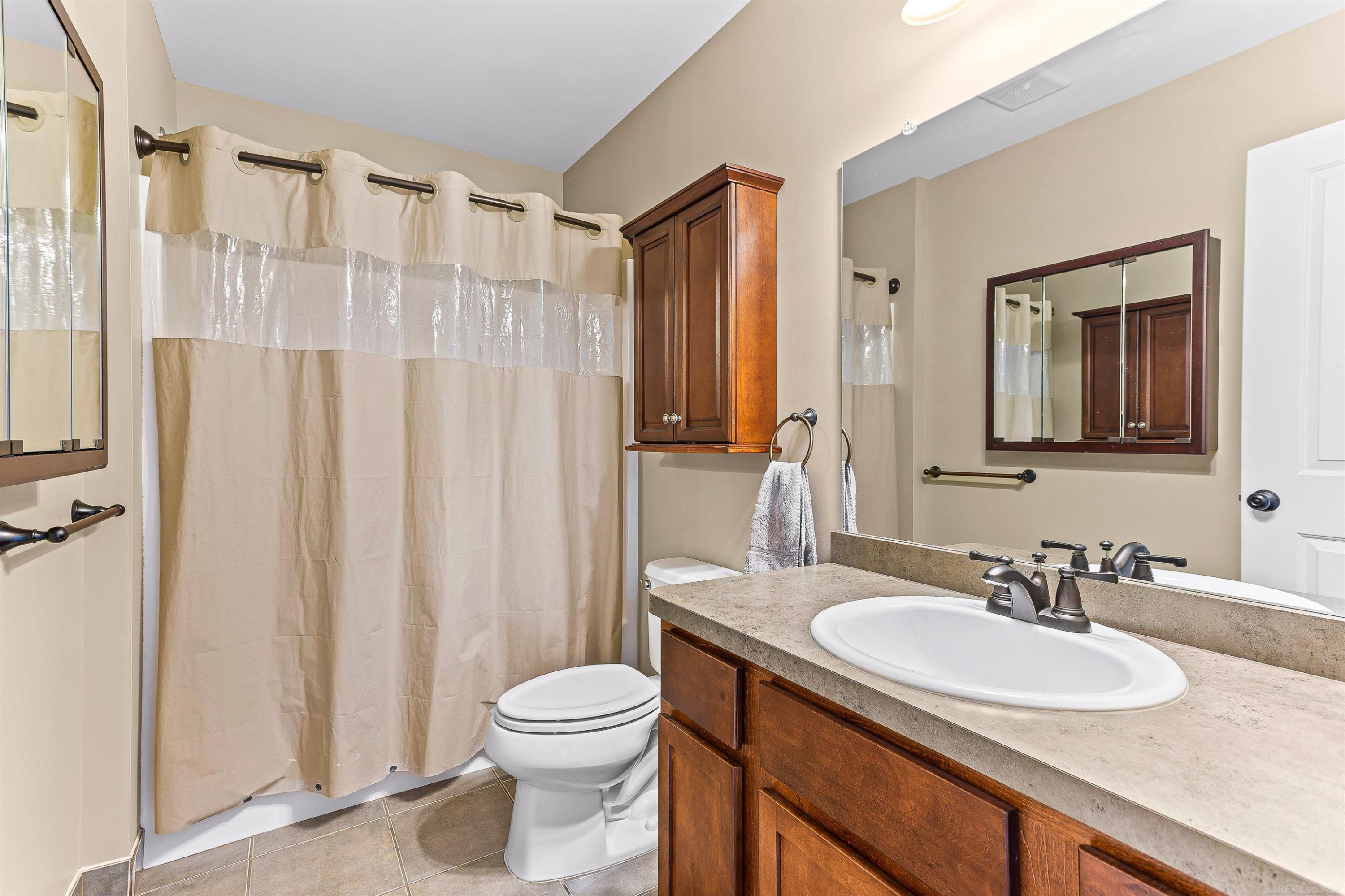 2713 Aralia, Howell, MI 48855 — Photo 16