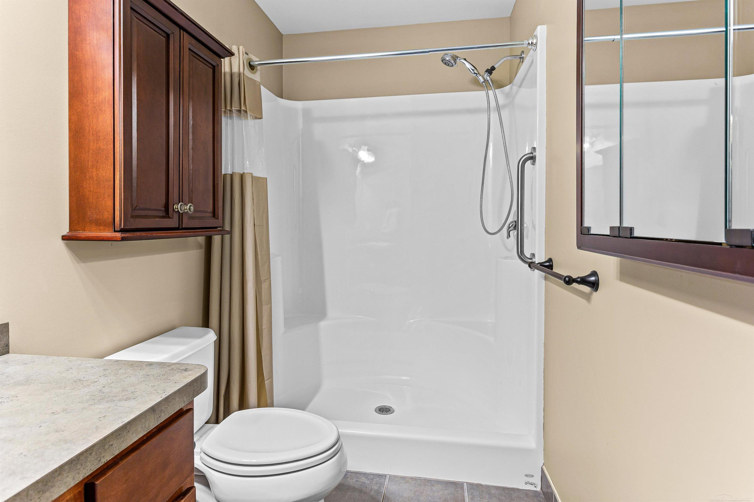 2713 Aralia, Howell, MI 48855 — Photo 22