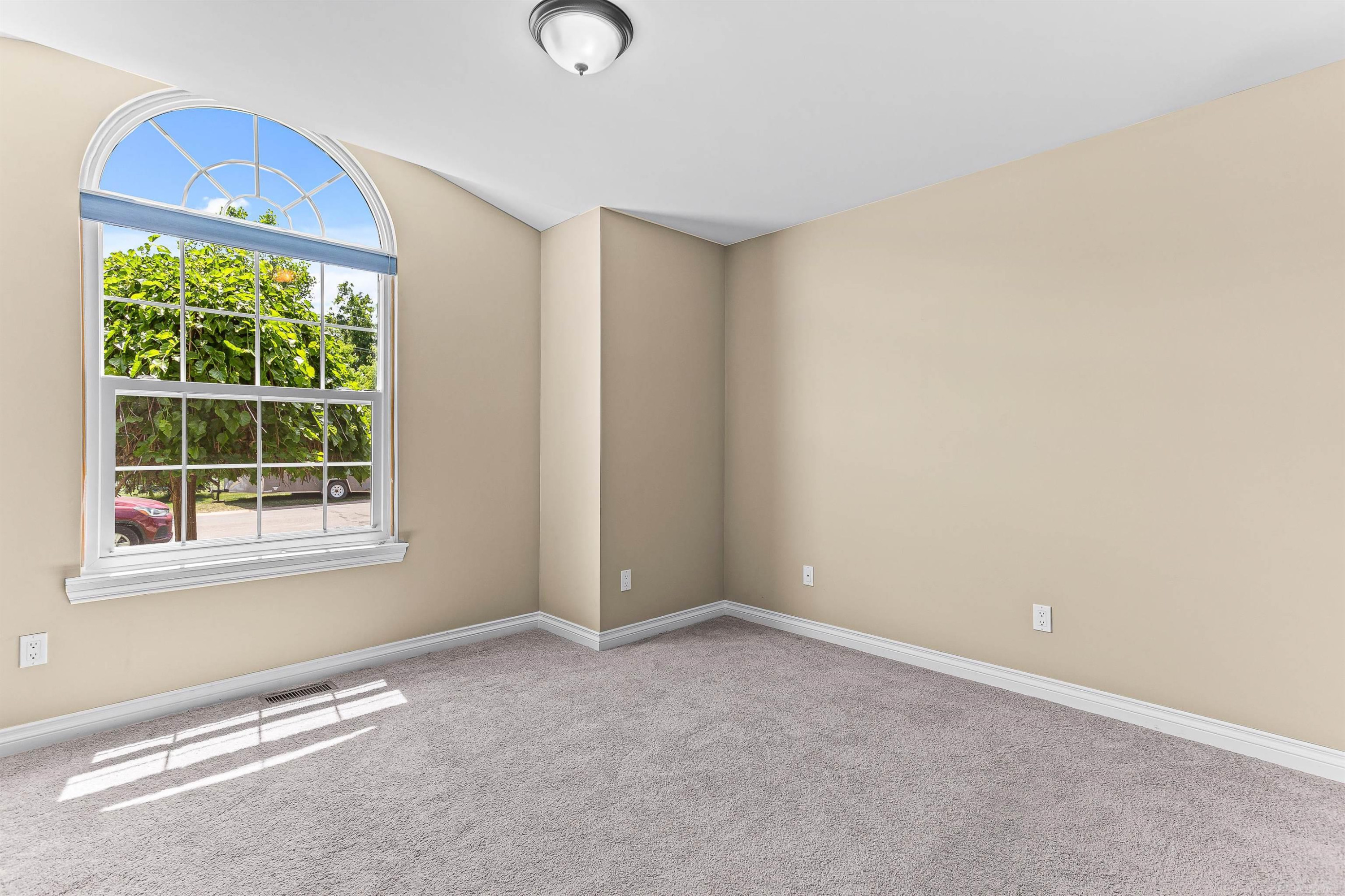 2713 Aralia, Howell, MI 48855 — Photo 23