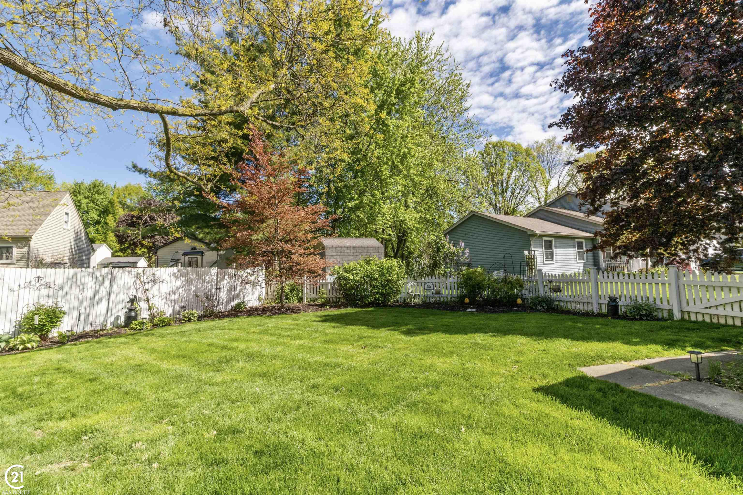 73933 Georgian Court, MI — Photo 20