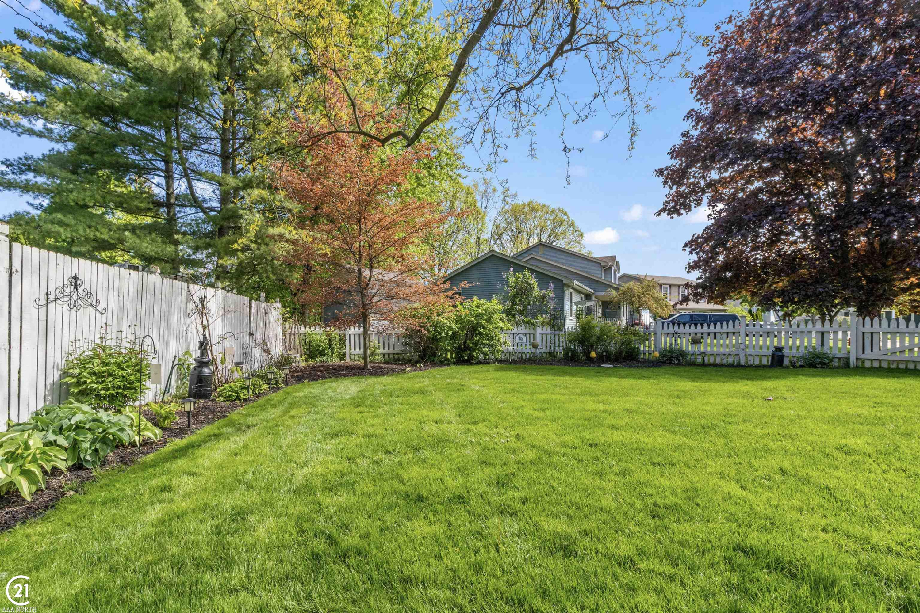 73933 Georgian Court, MI — Photo 23
