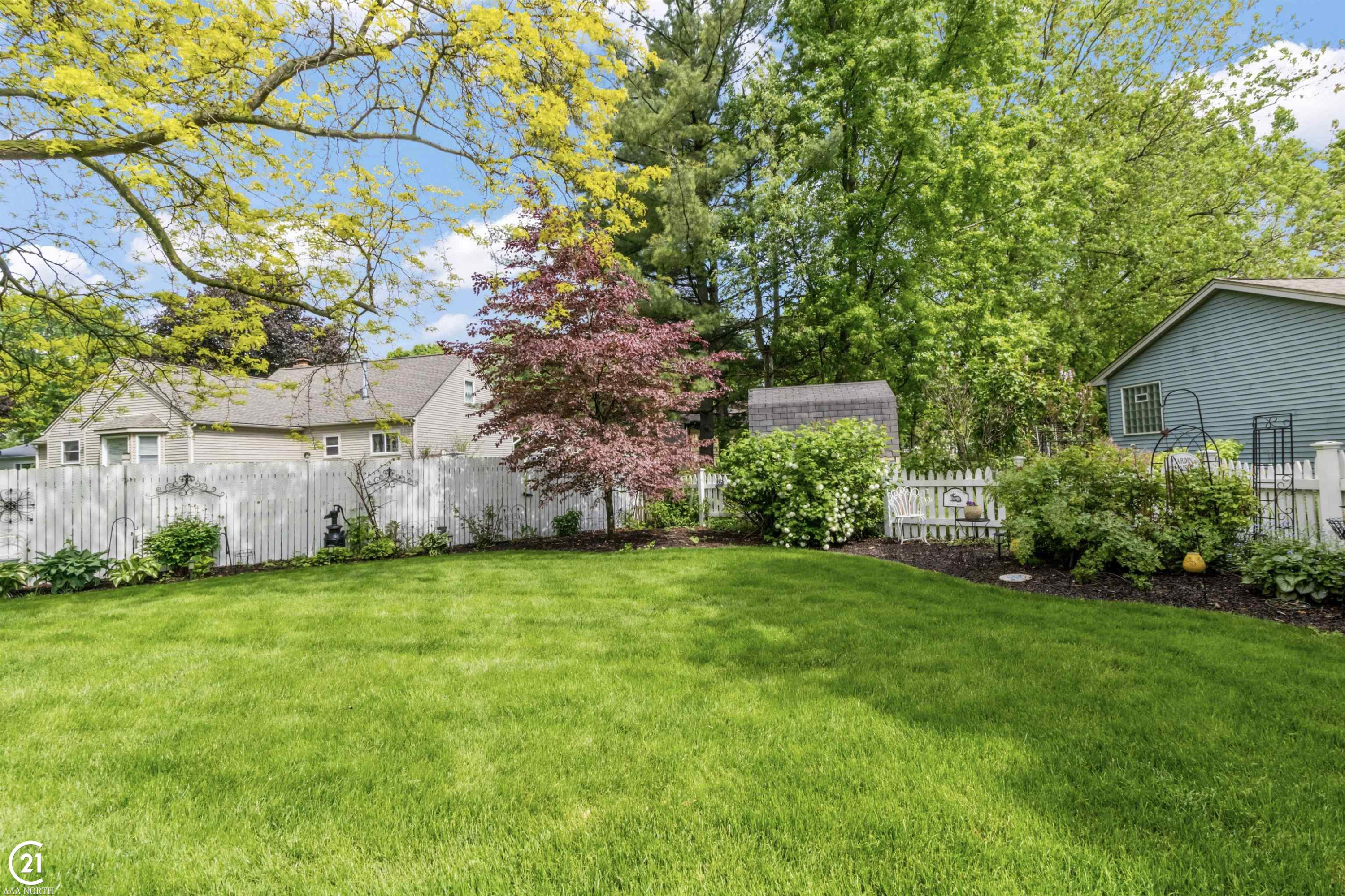 73933 Georgian Court, MI — Photo 33