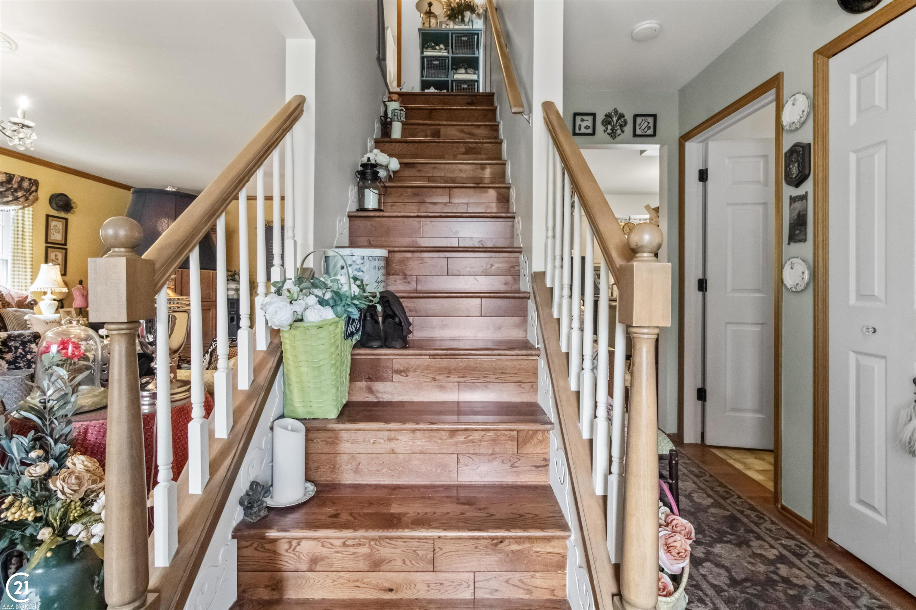 73933 Georgian Court, MI — Photo 35