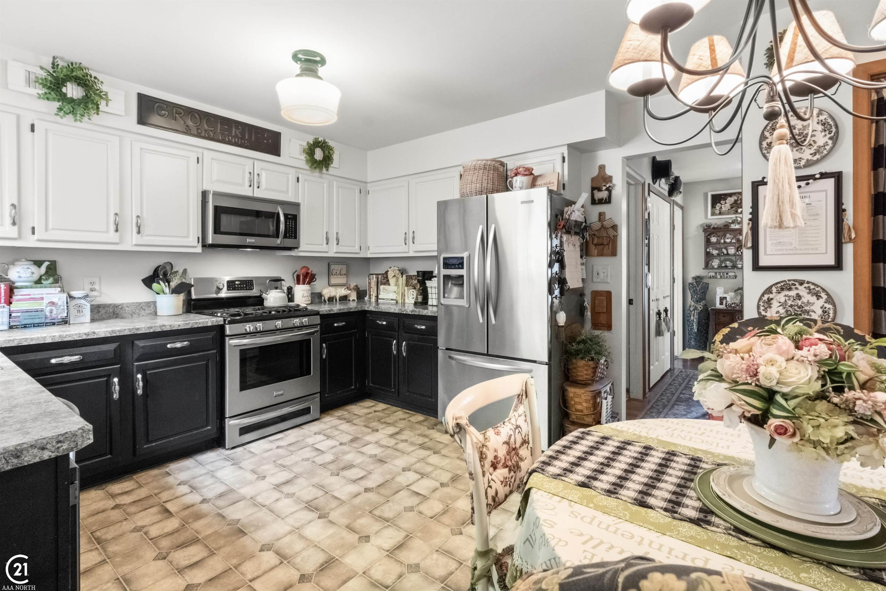 73933 Georgian Court, MI — Photo 44