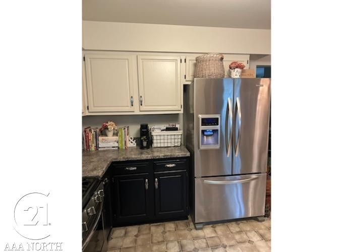 73933 Georgian Court, MI — Photo 47