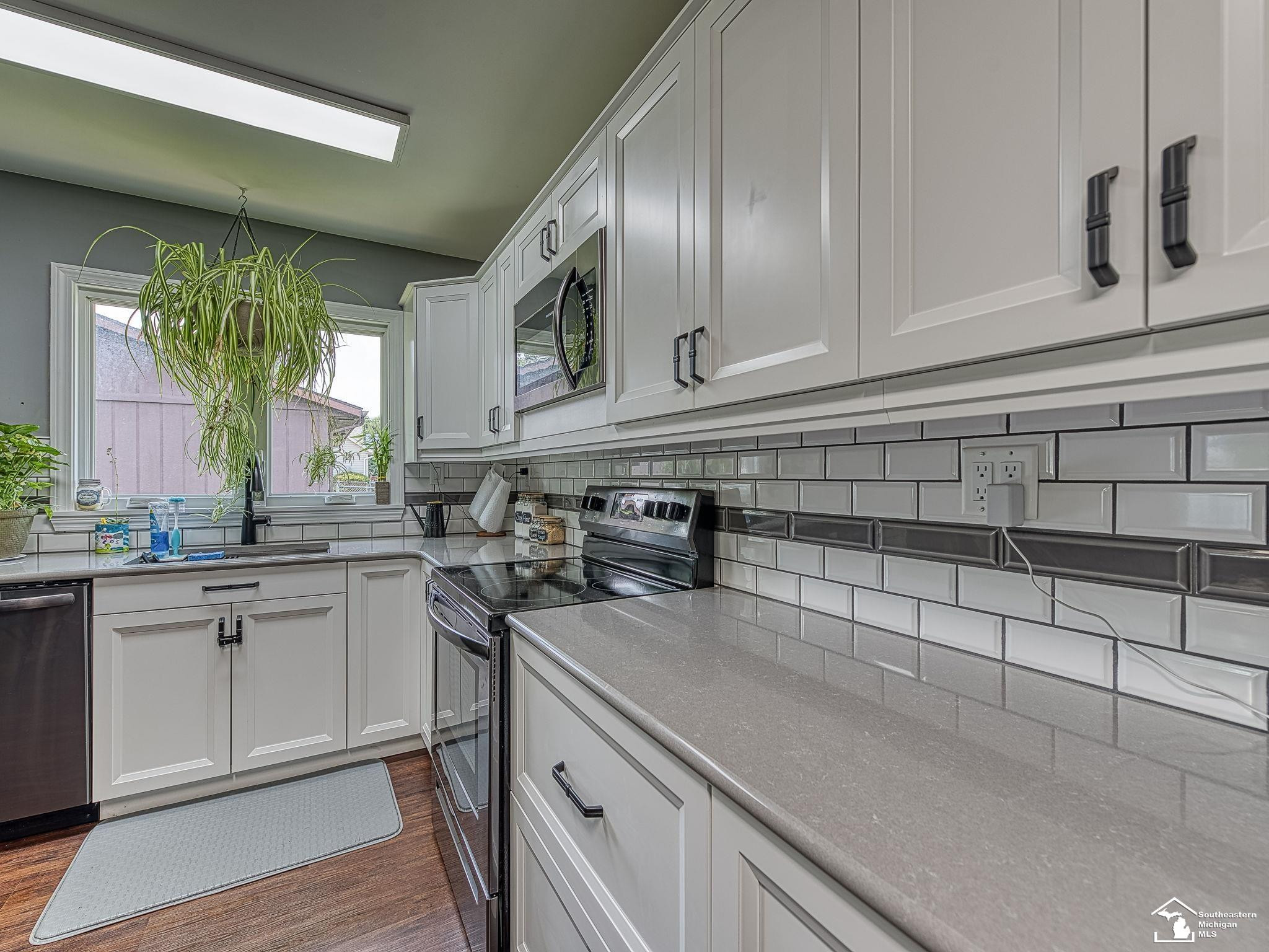 454 Raisin, Deerfield, MI 49238 — Photo 9