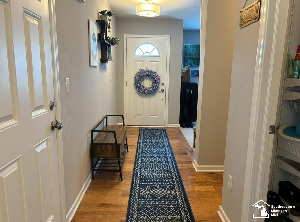 1258 Secretariat, Howell, MI 48843 — Photo 2