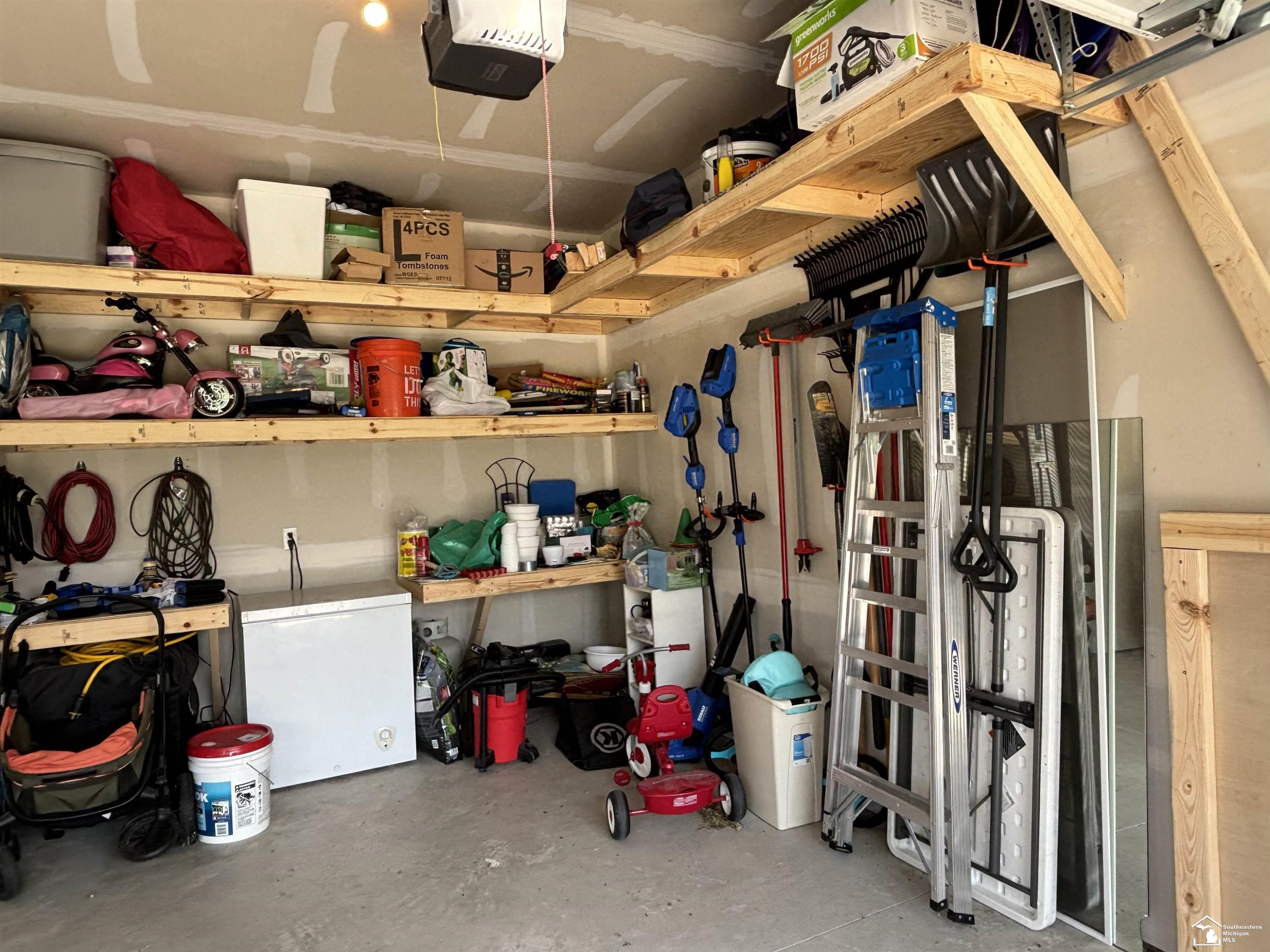 1258 Secretariat, Howell, MI 48843 — Photo 72