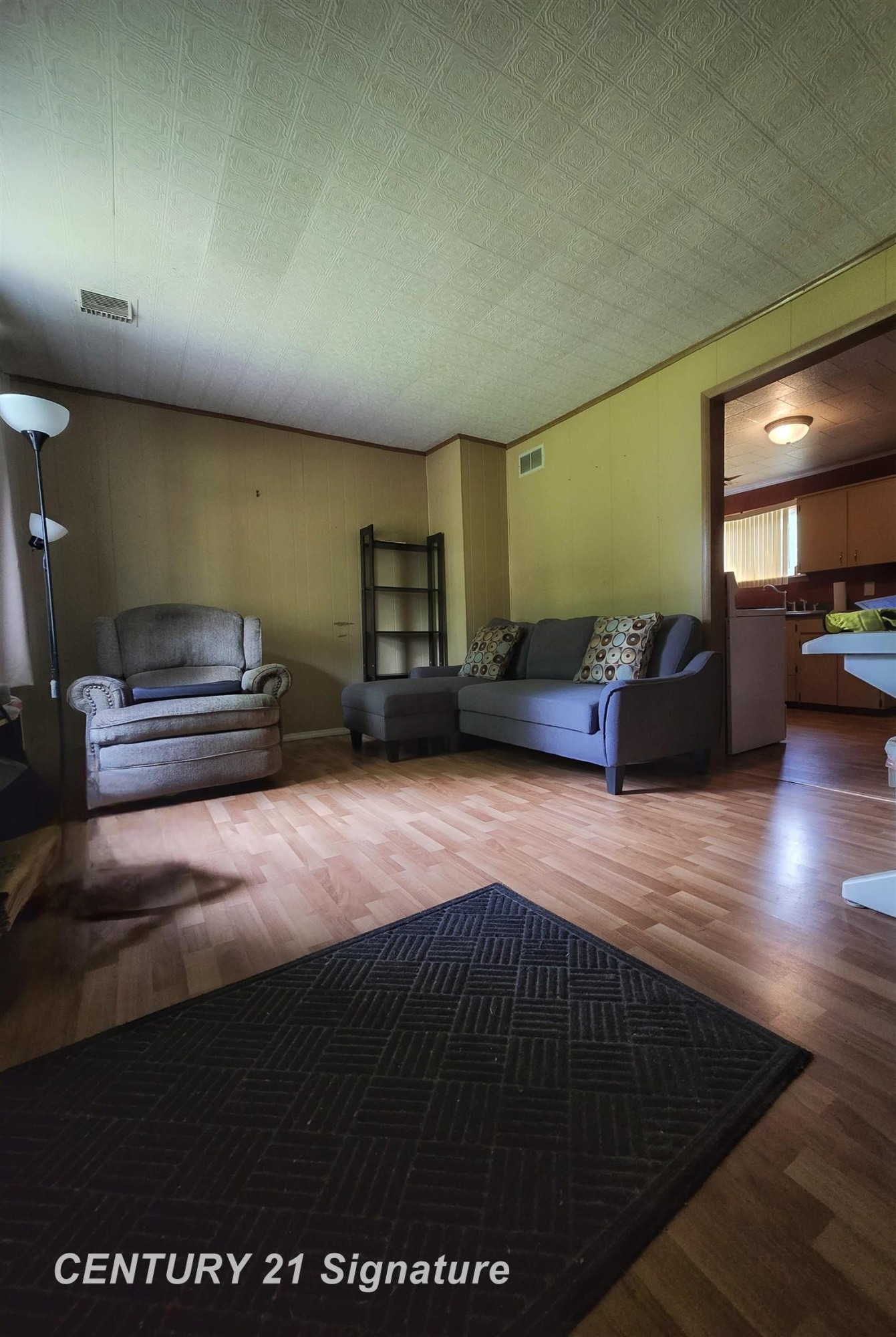 1677 Huntington Road, Saginaw, MI 48601 — Photo 8