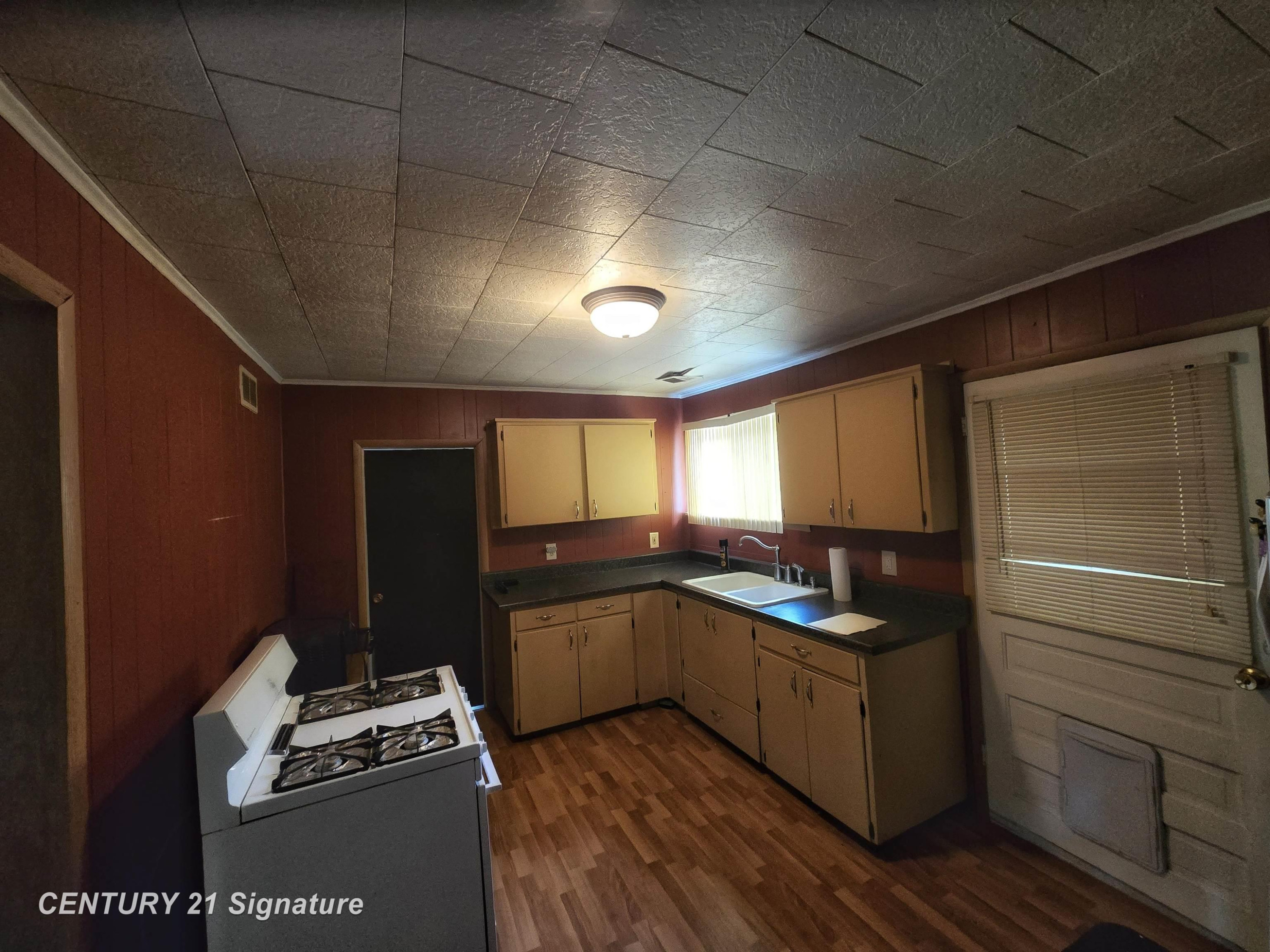 1677 Huntington Road, Saginaw, MI 48601 — Photo 11