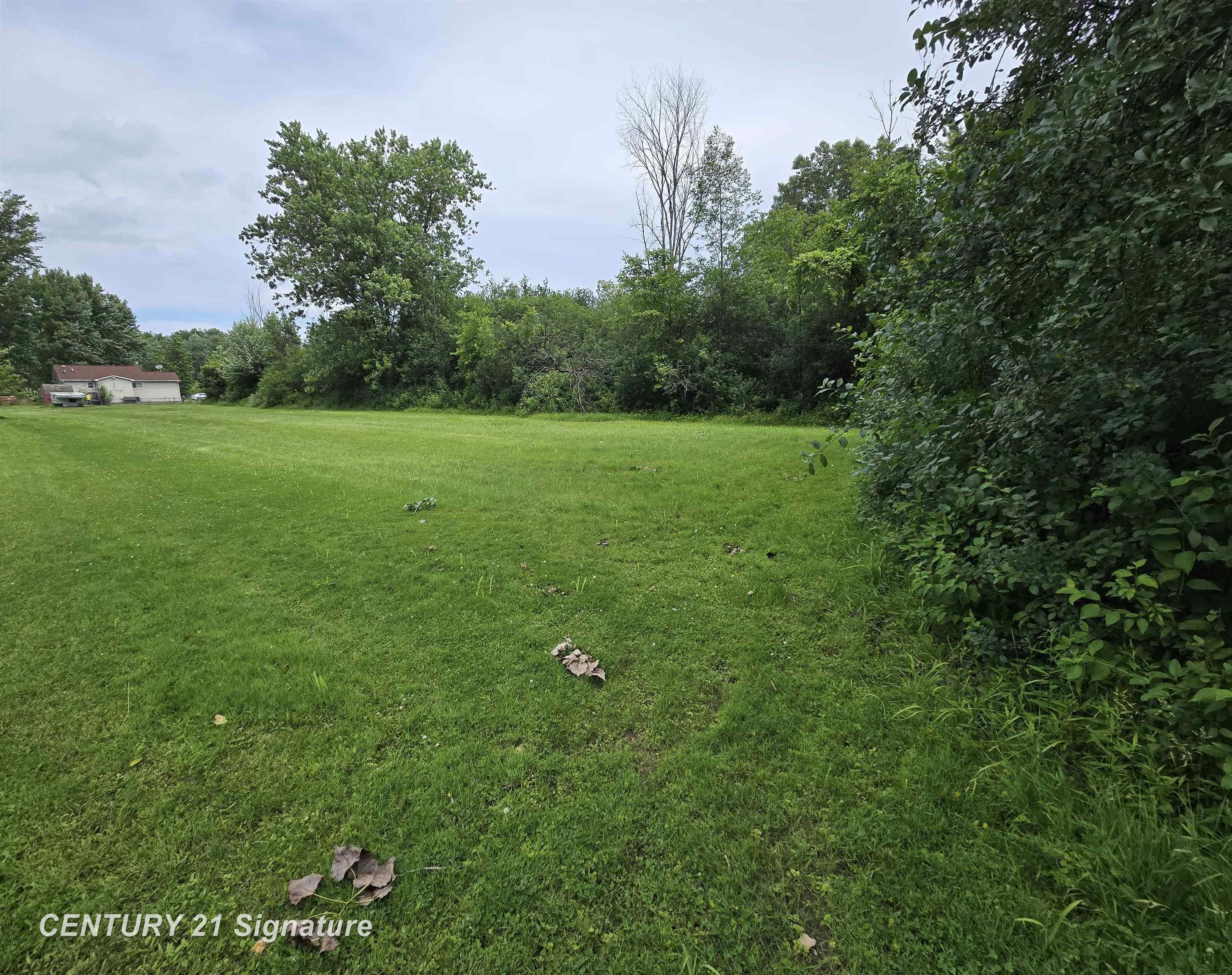 1677 Huntington Road, Saginaw, MI 48601 — Photo 25