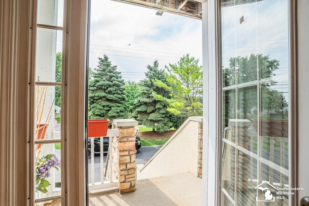 316 Beachwalk, Luna Pier, MI 48157 — Photo 4