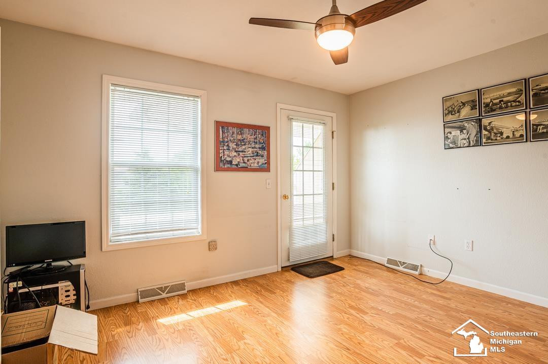 316 Beachwalk, Luna Pier, MI 48157 — Photo 21