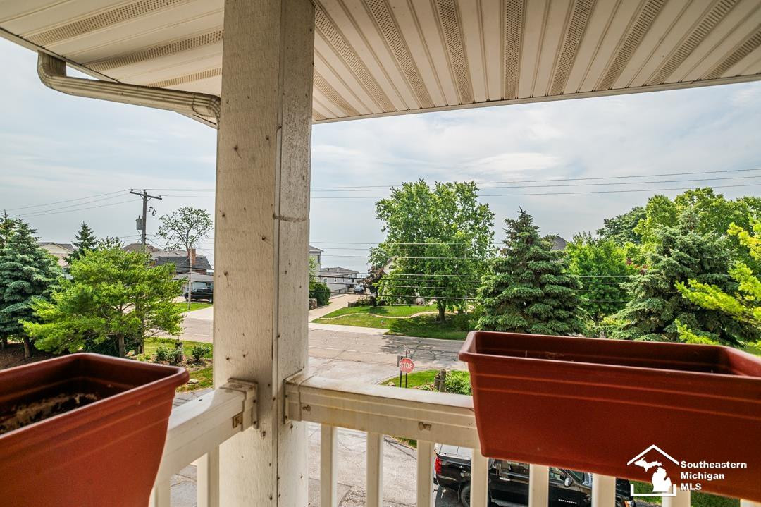 316 Beachwalk, Luna Pier, MI 48157 — Photo 23