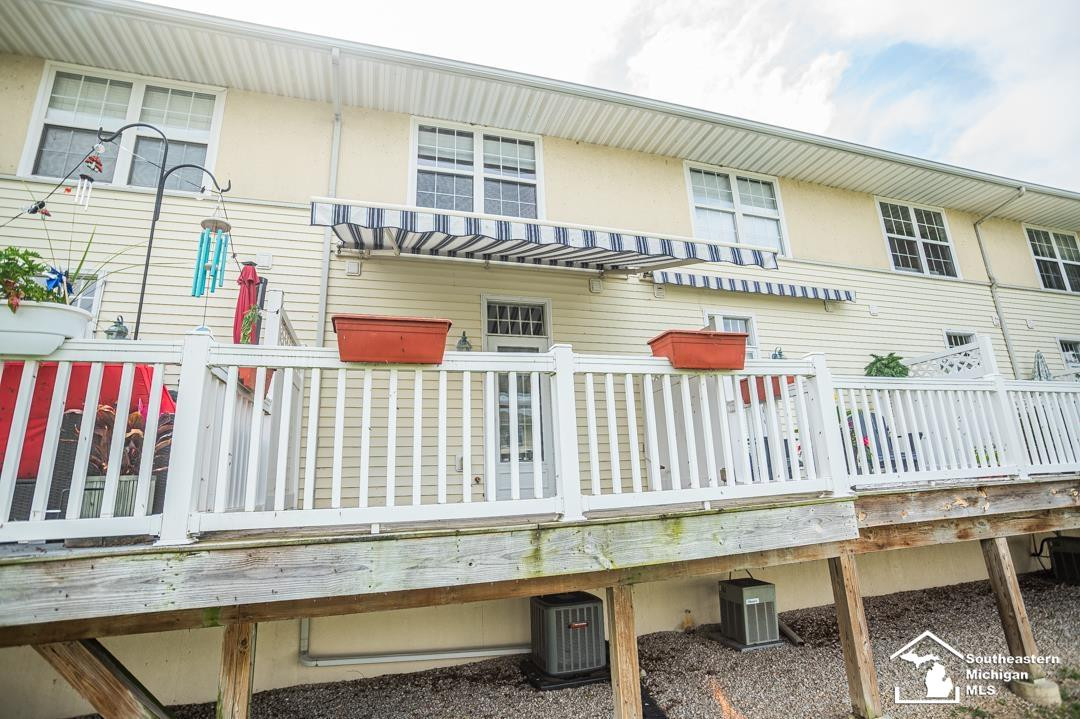 316 Beachwalk, Luna Pier, MI 48157 — Photo 30