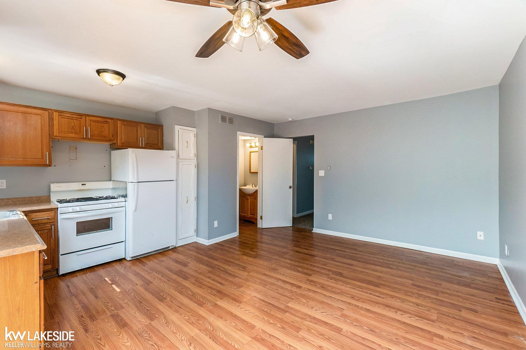 37334 Matthew Court, Clinton Twp, MI 48036 — Photo 6