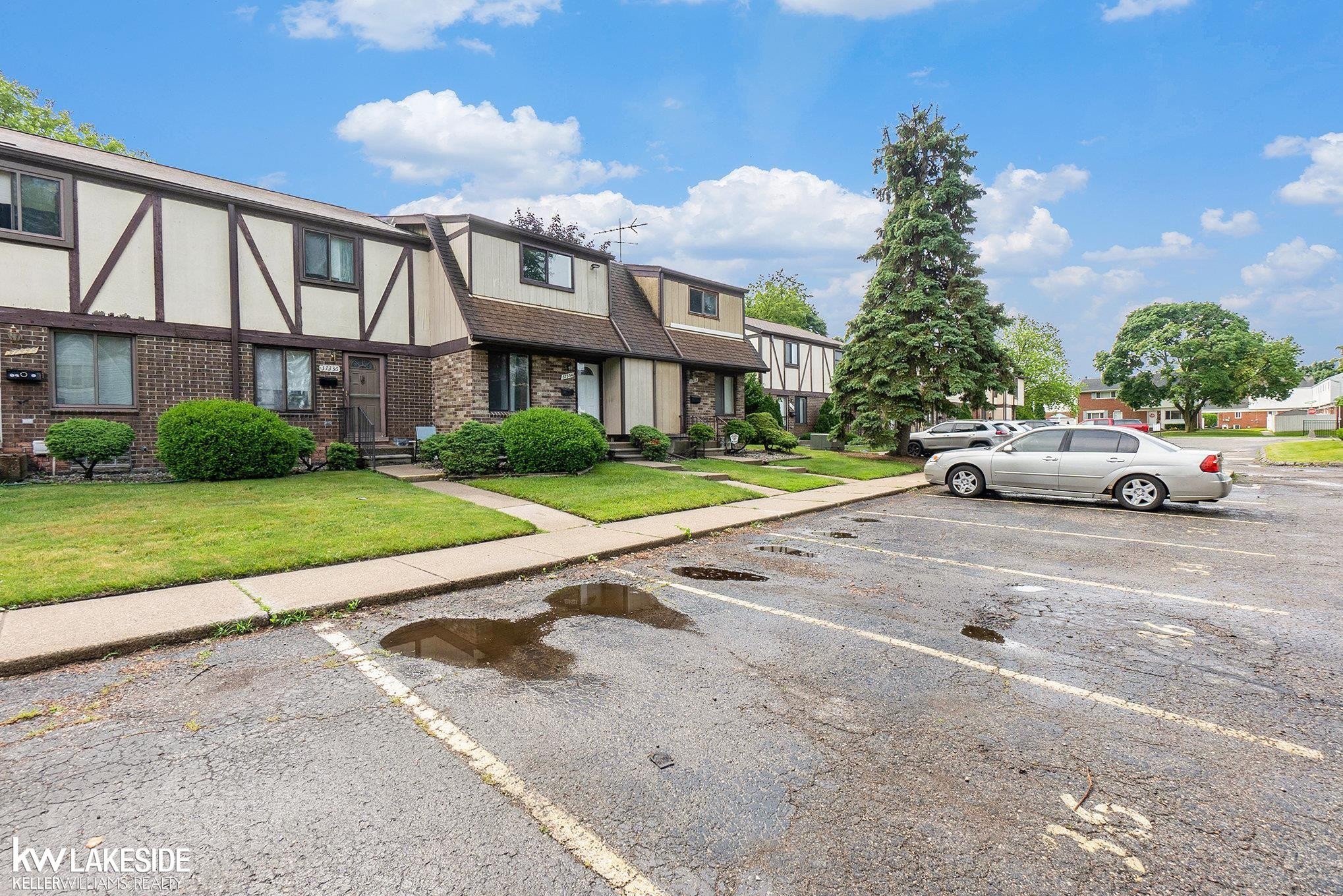 37334 Matthew Court, Clinton Twp, MI 48036 — Photo 16