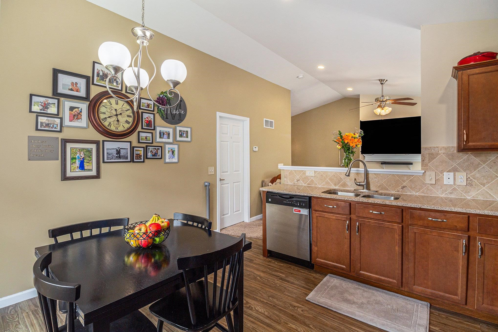 3716 Amber Oaks, Howell, MI 48855 — Photo 10