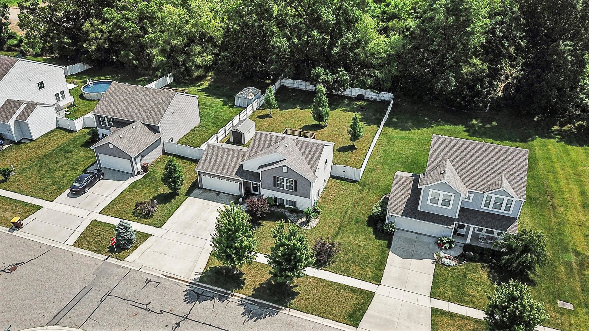 3716 Amber Oaks, Howell, MI 48855 — Photo 33