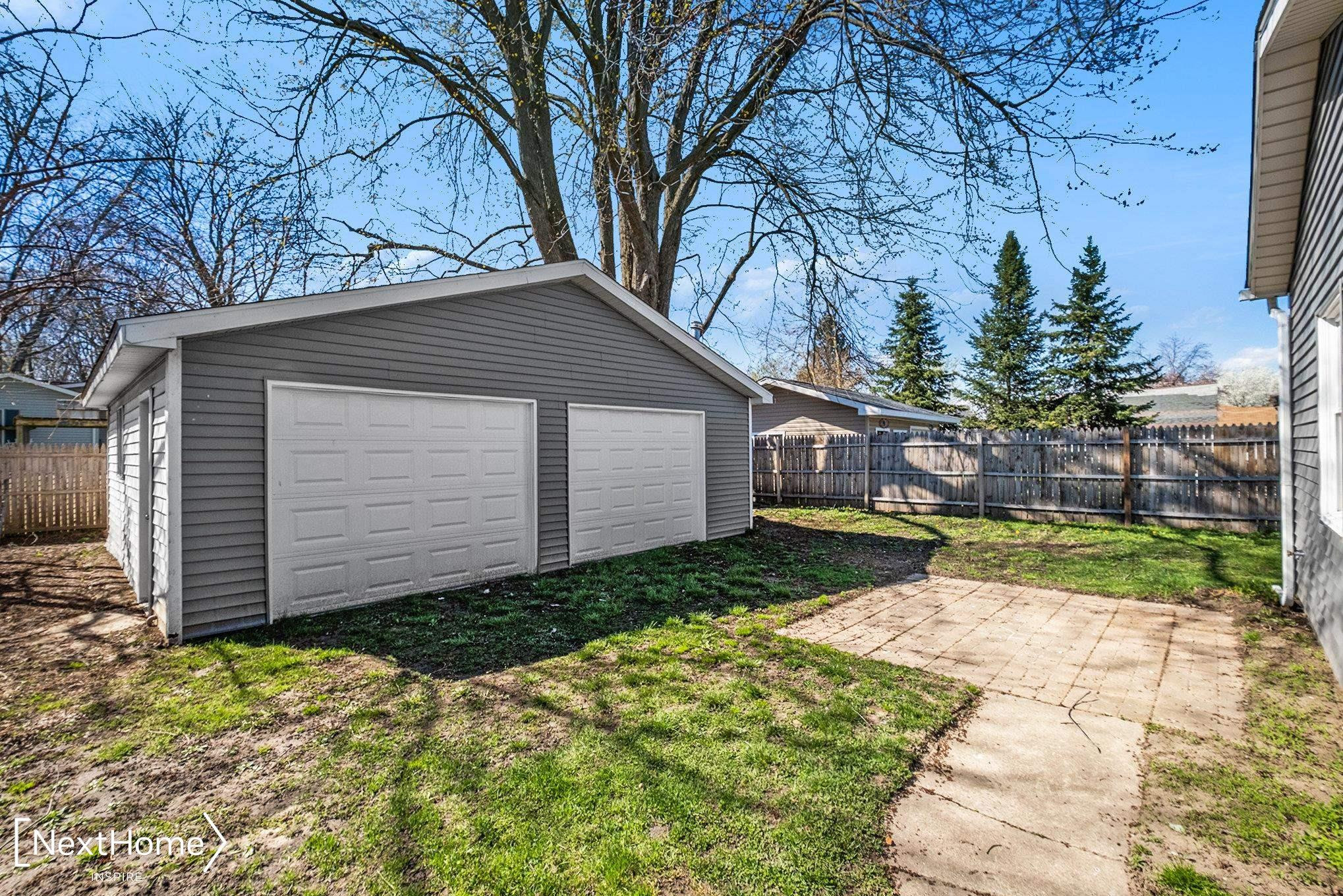 12060 Emelia, Birch Run, MI 48415 — Photo 2