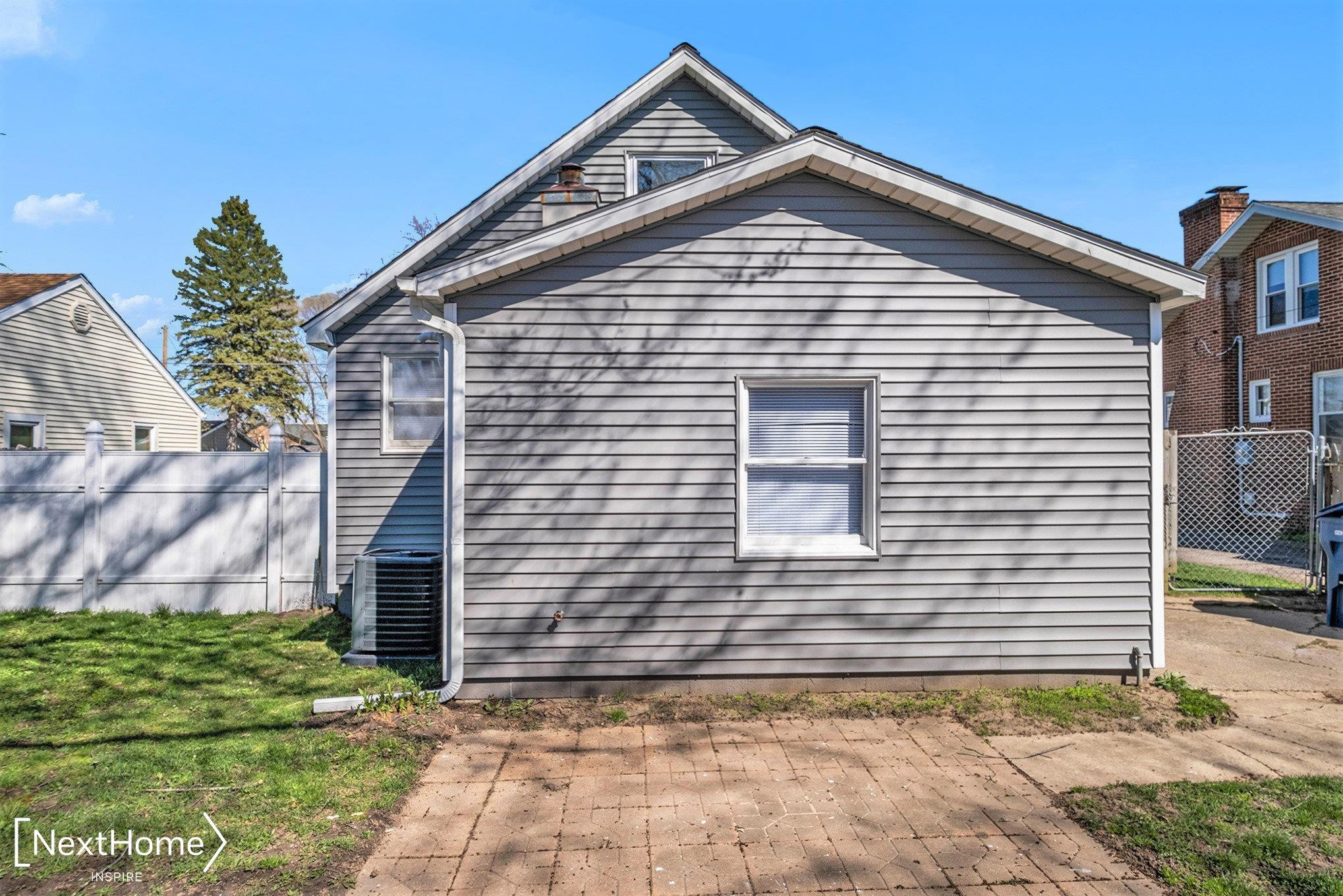 12060 Emelia, Birch Run, MI 48415 — Photo 29