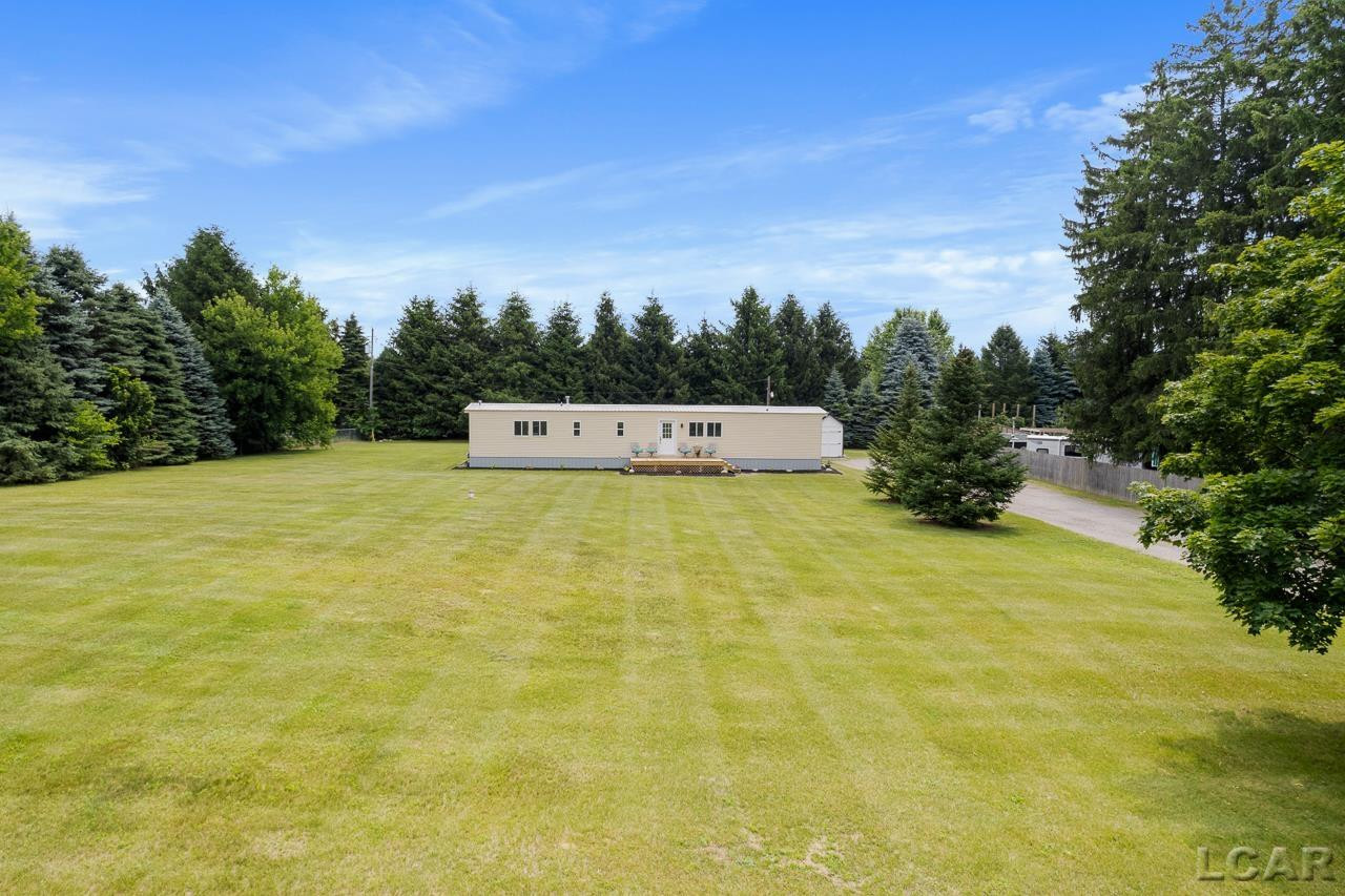 4589 Ogden, Adrian, MI 49221 — Photo 9