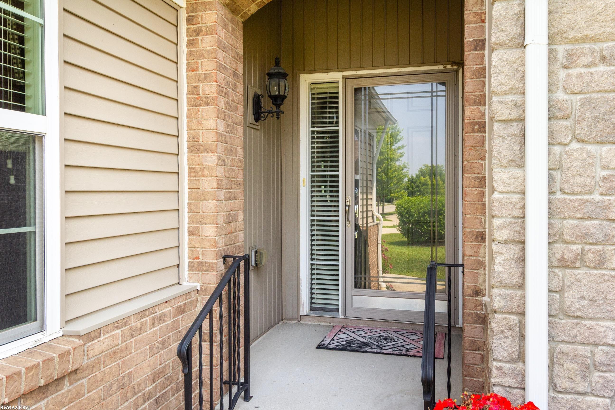 49600 Broadacre Drive, Macomb, MI 48042 — Photo 4