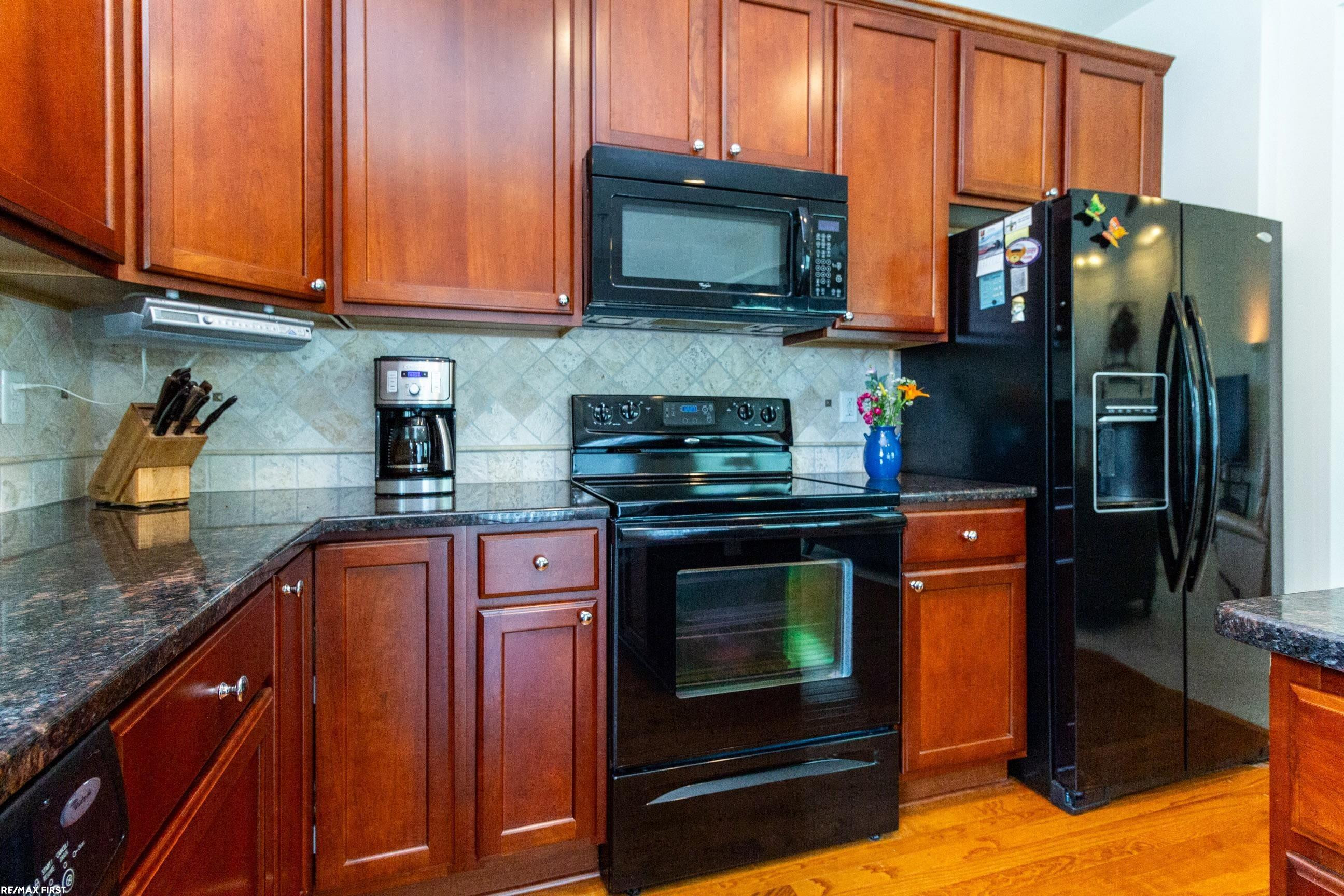 49600 Broadacre Drive, Macomb, MI 48042 — Photo 17