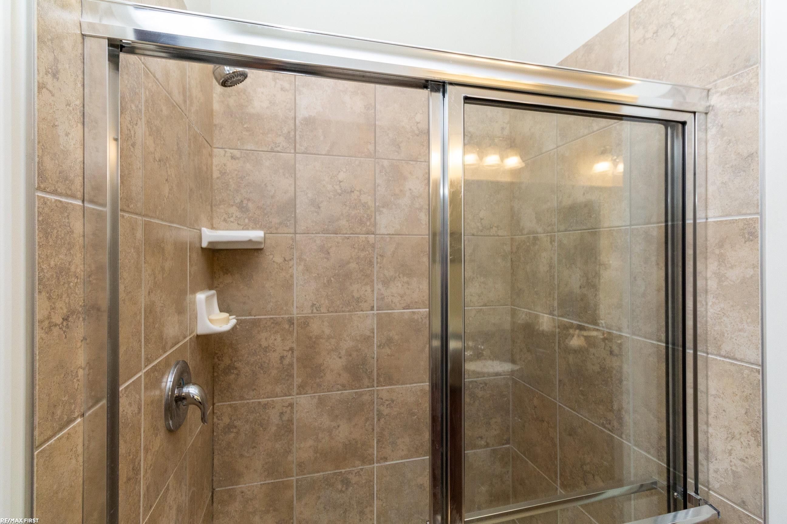 49600 Broadacre Drive, Macomb, MI 48042 — Photo 24