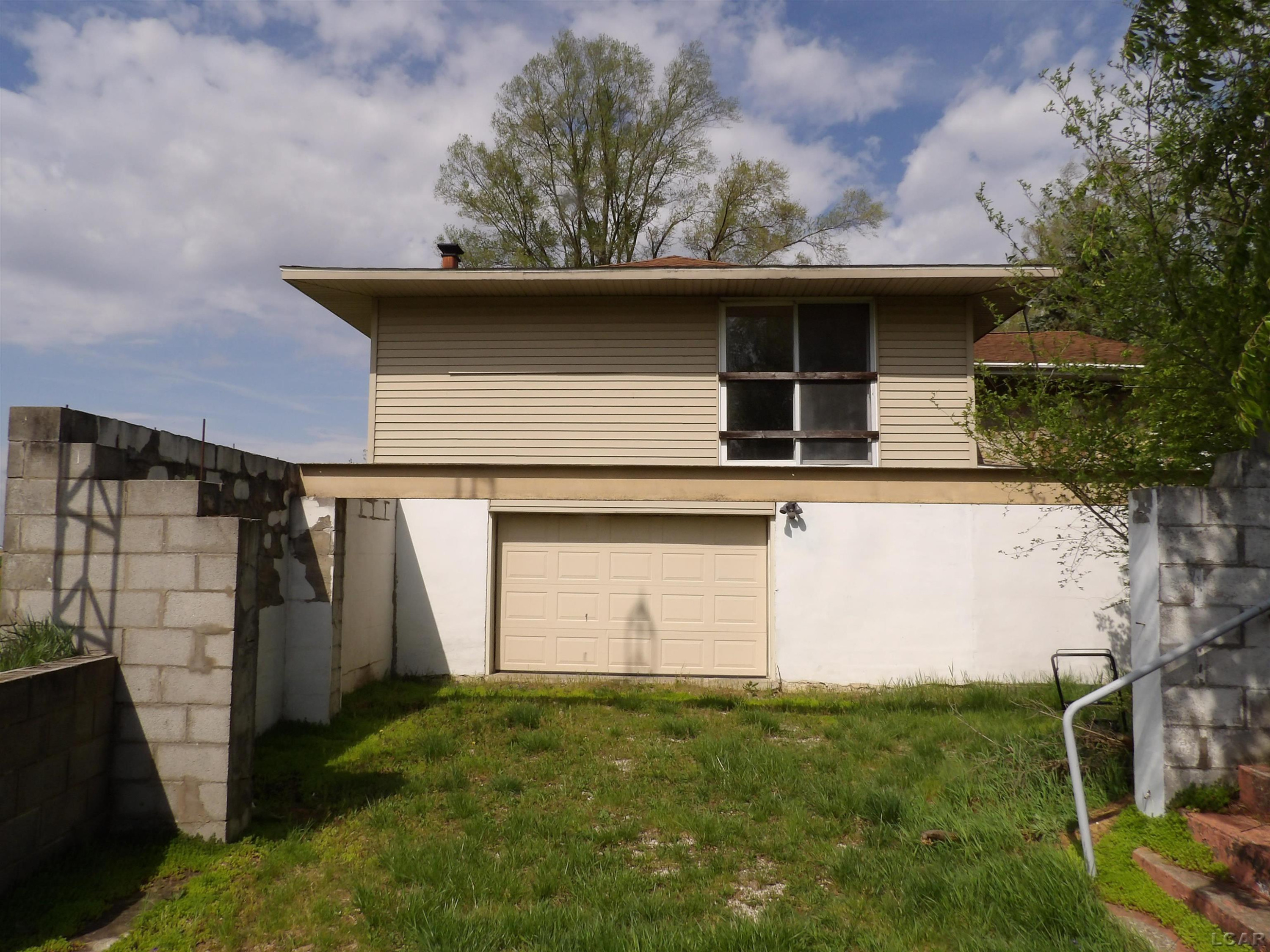 678 Jipson, Blissfield, MI 49228 — Photo 2