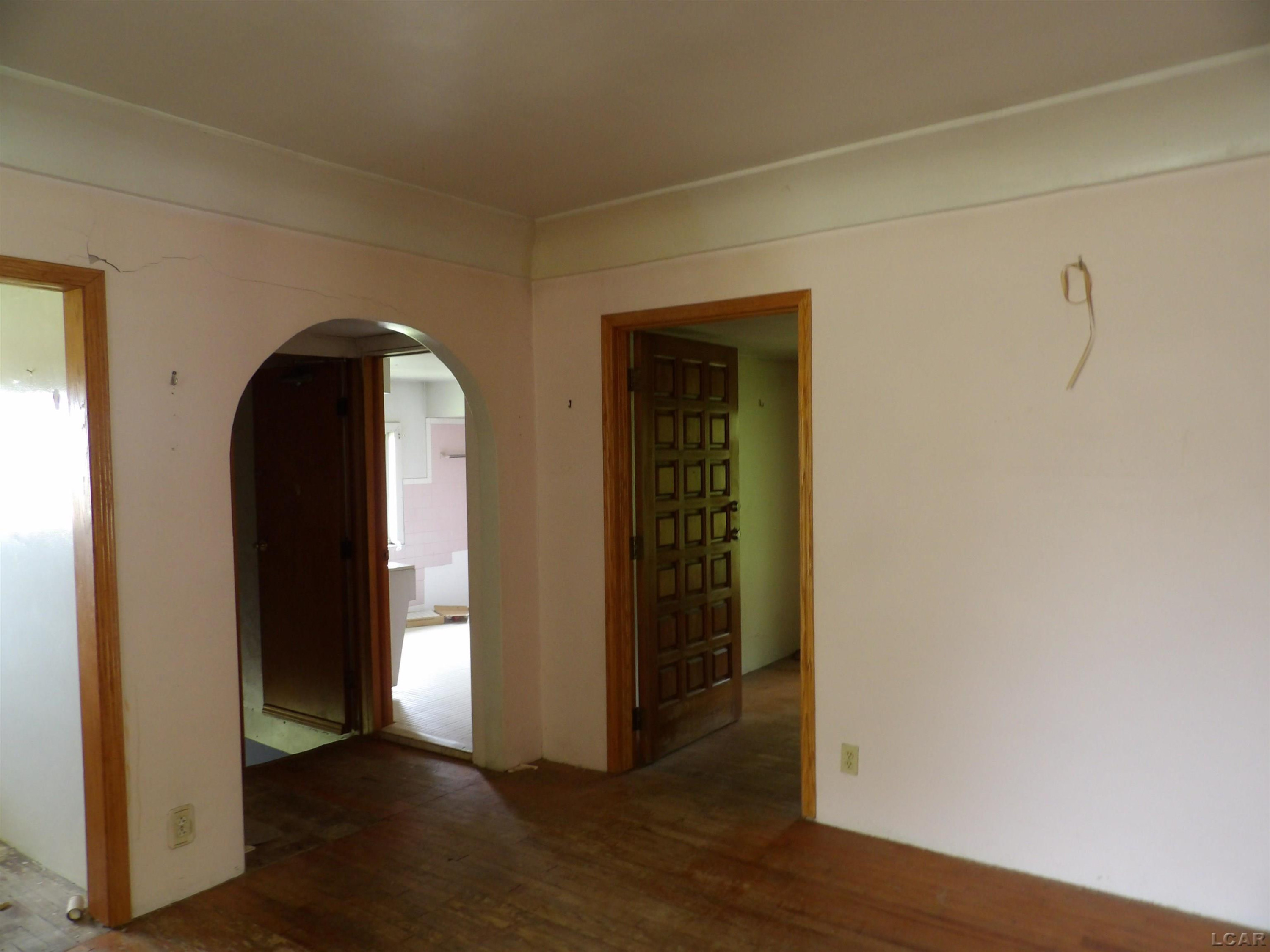 678 Jipson, Blissfield, MI 49228 — Photo 4