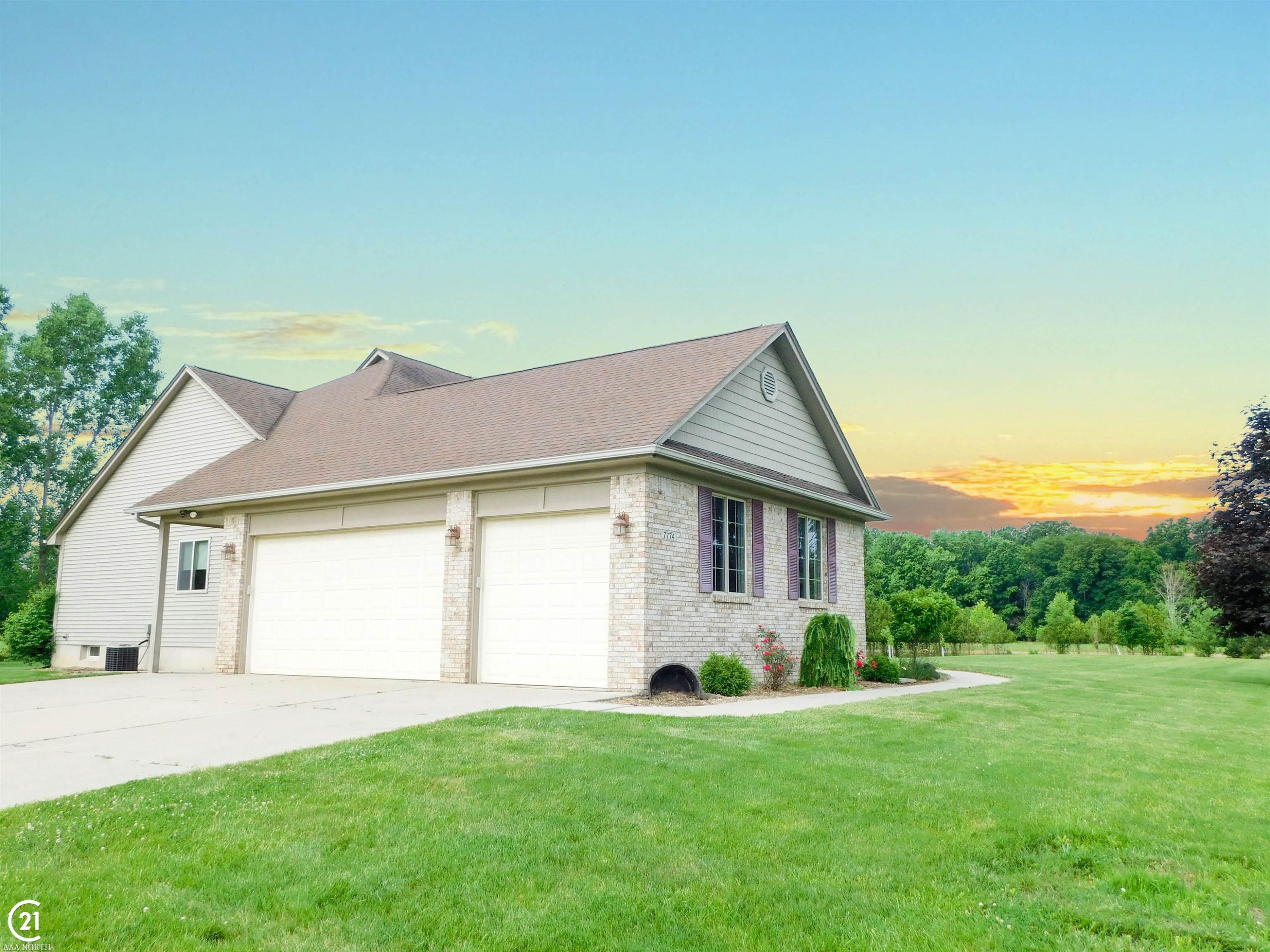 7774 Linden Drive, Almont, MI 48003 — Photo 2