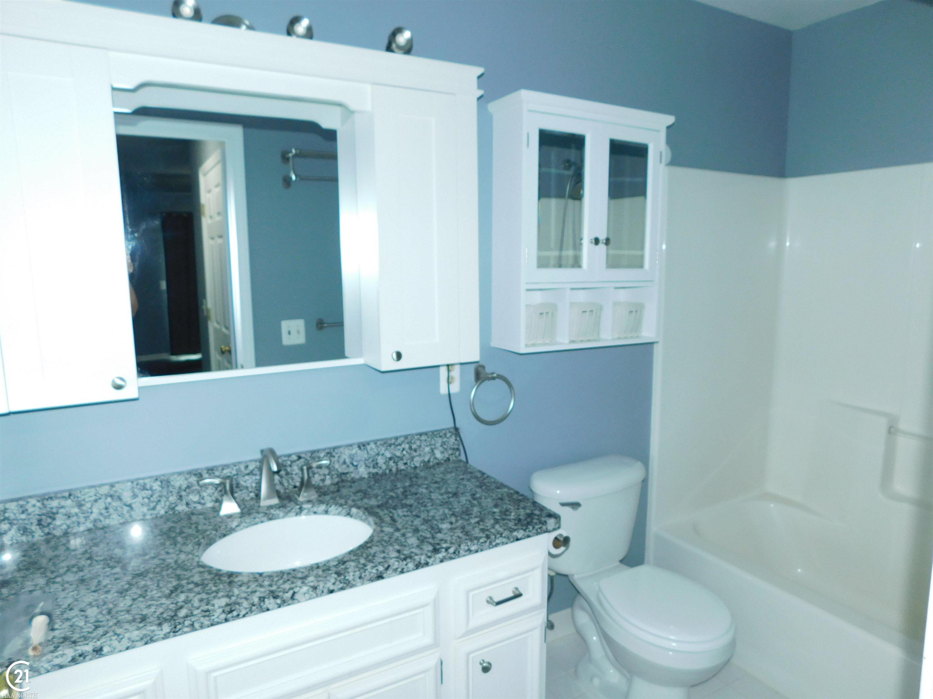 7774 Linden Drive, Almont, MI 48003 — Photo 18