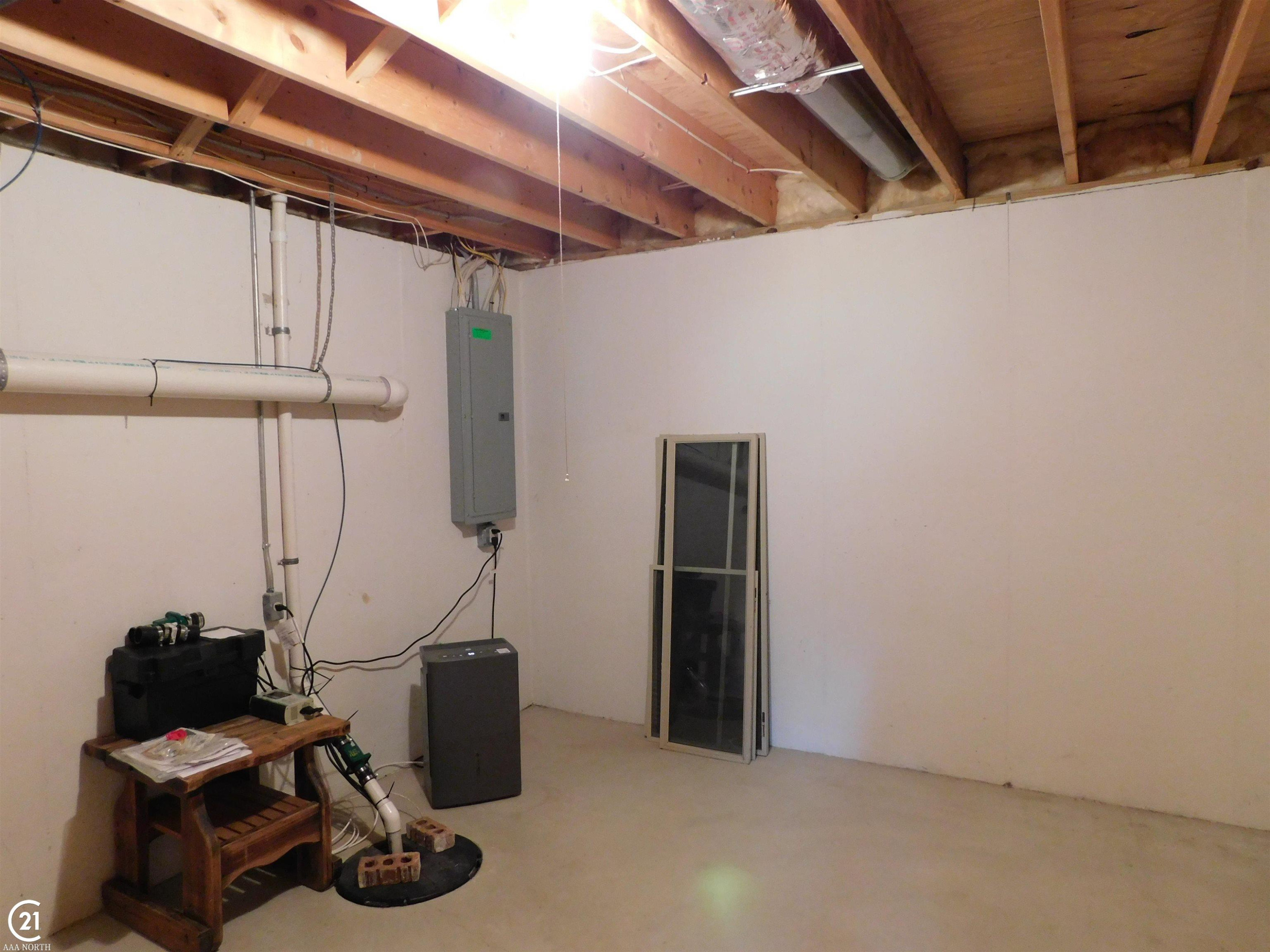 7774 Linden Drive, Almont, MI 48003 — Photo 30