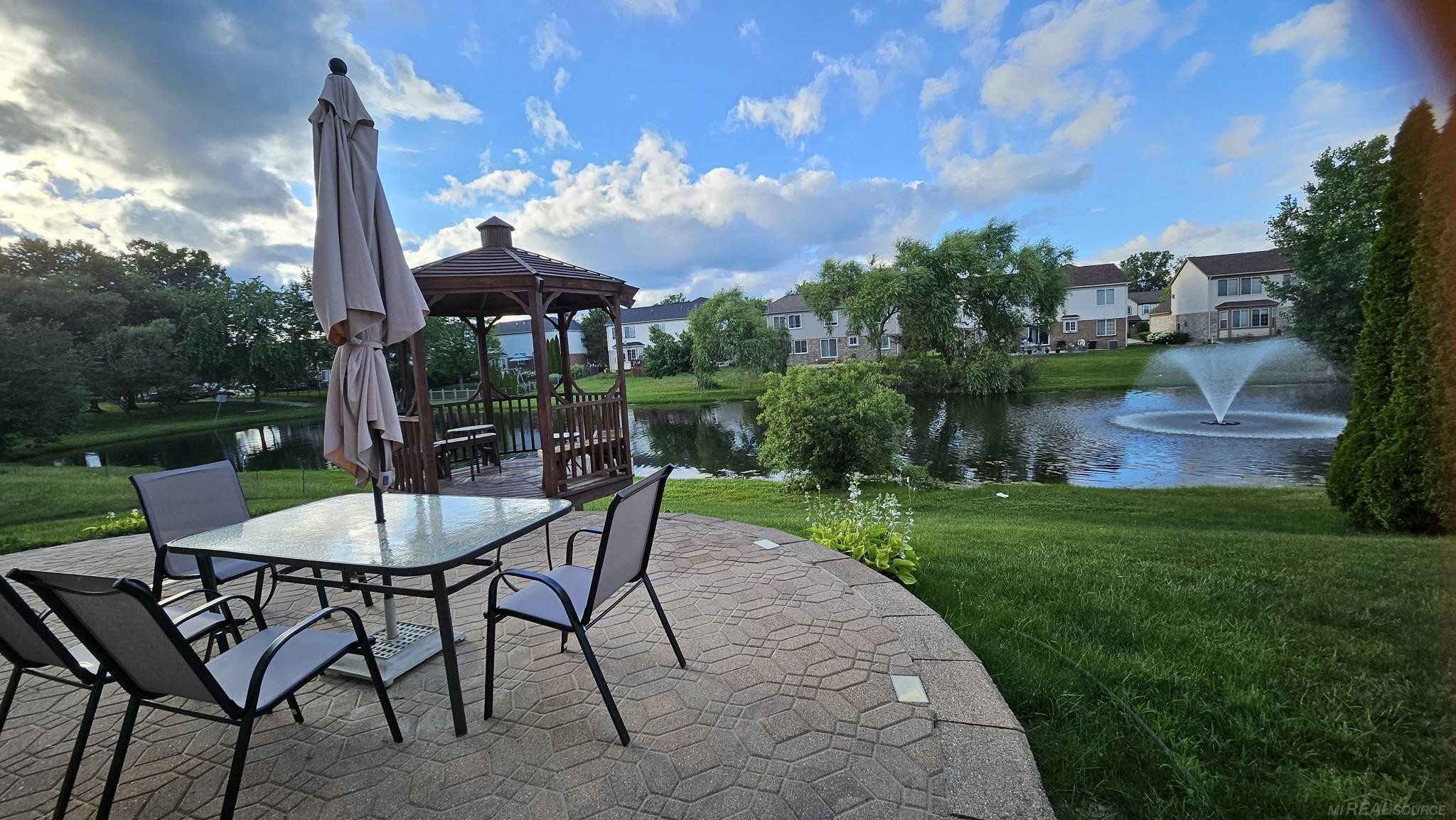 8813 Tamarack Lane, Ypsilanti, MI 48197 — Photo 2