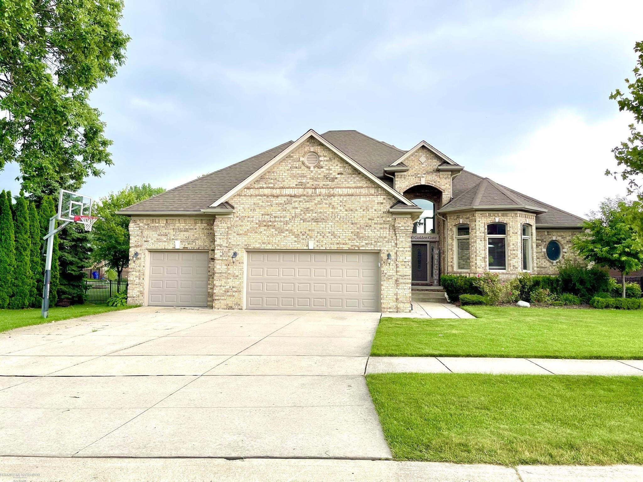 49500 Golden Gate Drive, Macomb, MI 48044 — front exterior