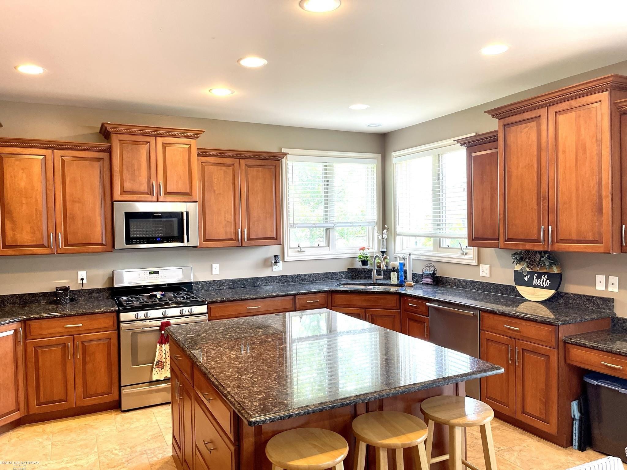 49500 Golden Gate Drive, Macomb, MI 48044 — Photo 10