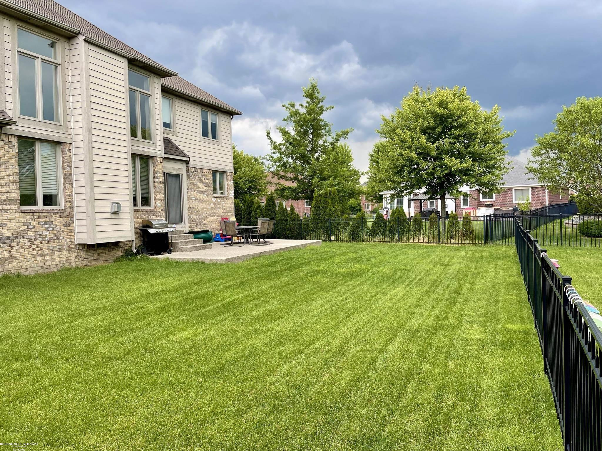 49500 Golden Gate Drive, Macomb, MI 48044 — Photo 43