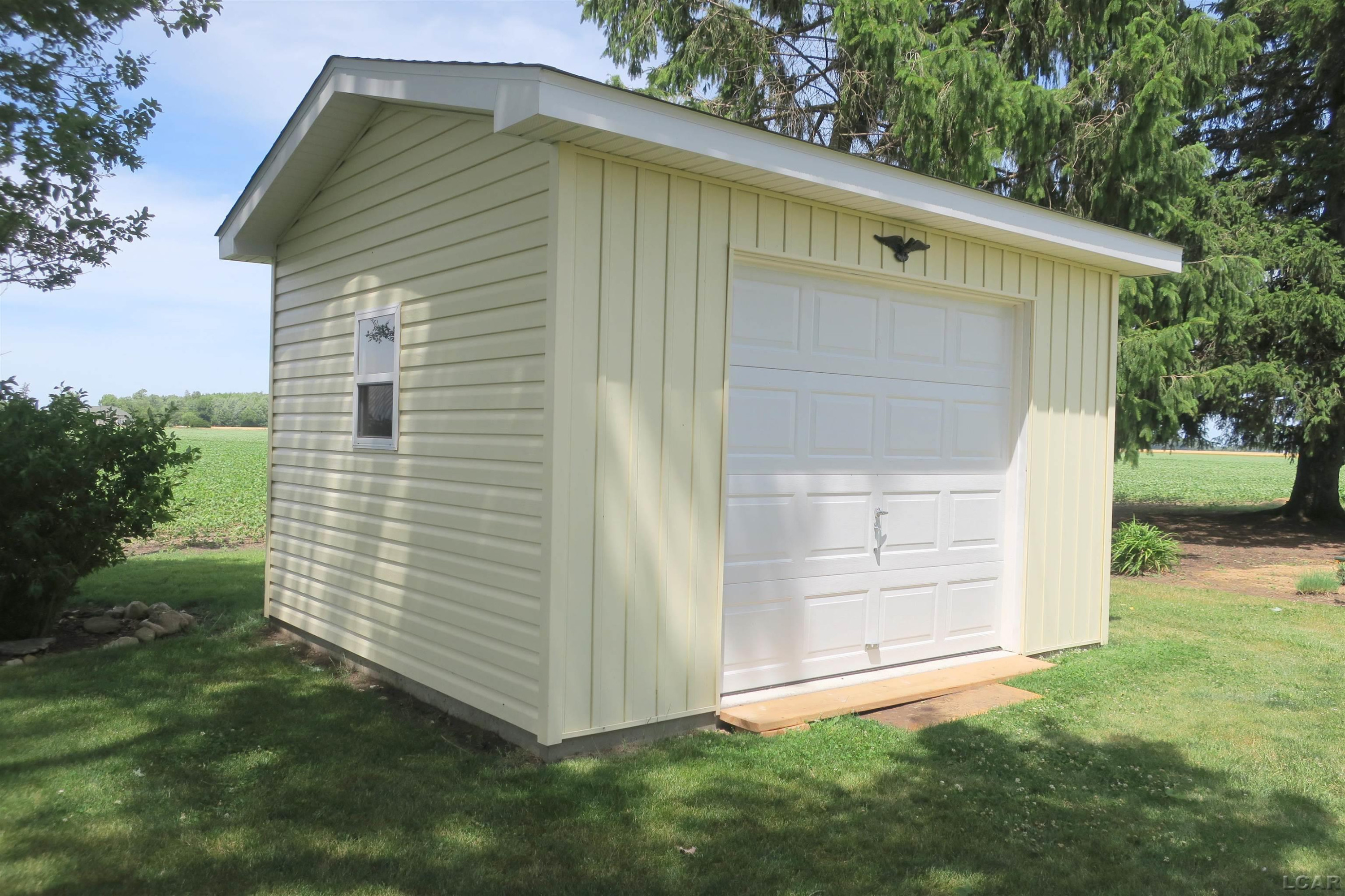 12265 Silberhorn, Blissfield, MI 49228 — Photo 4