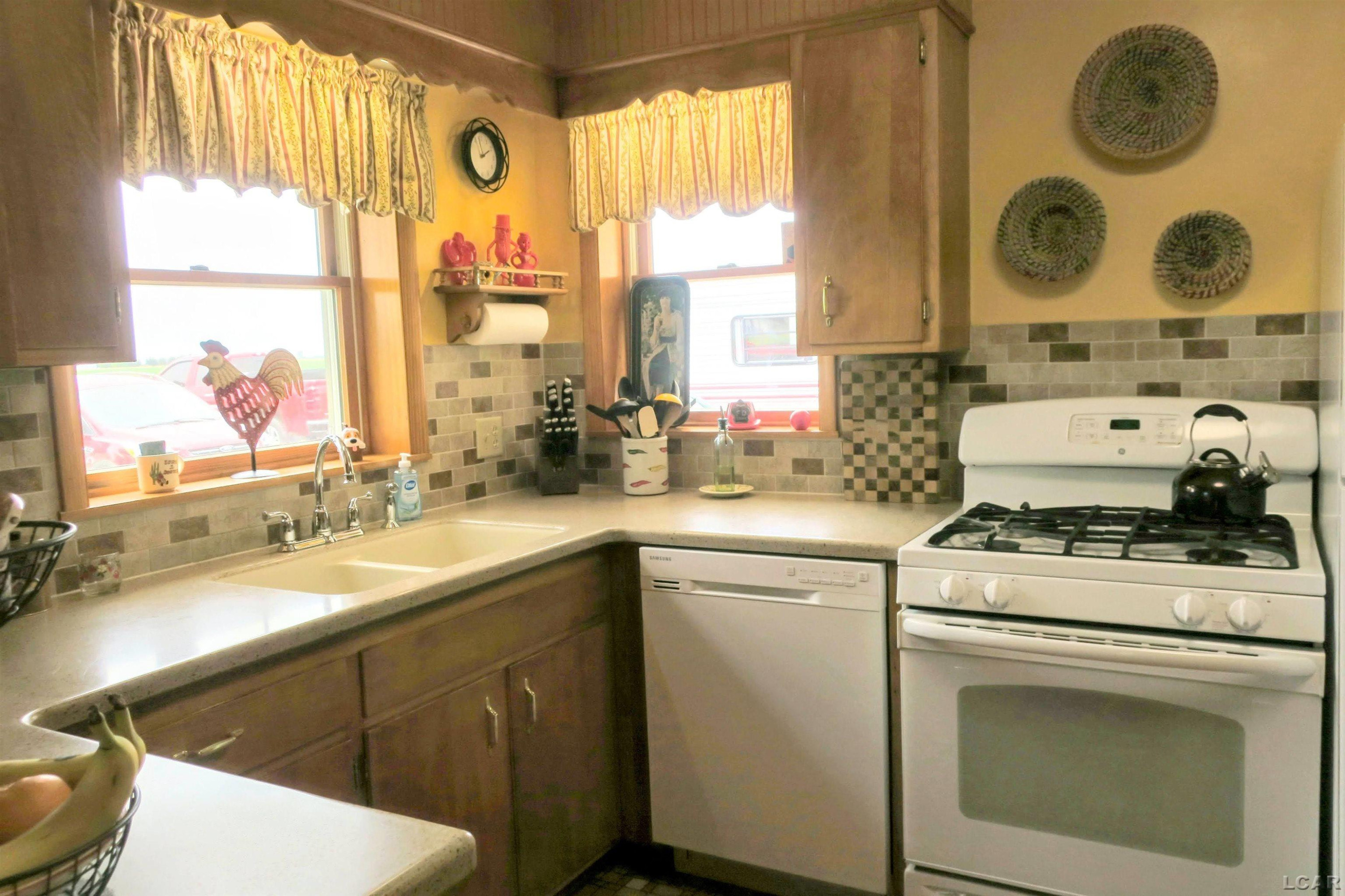 12265 Silberhorn, Blissfield, MI 49228 — Photo 12