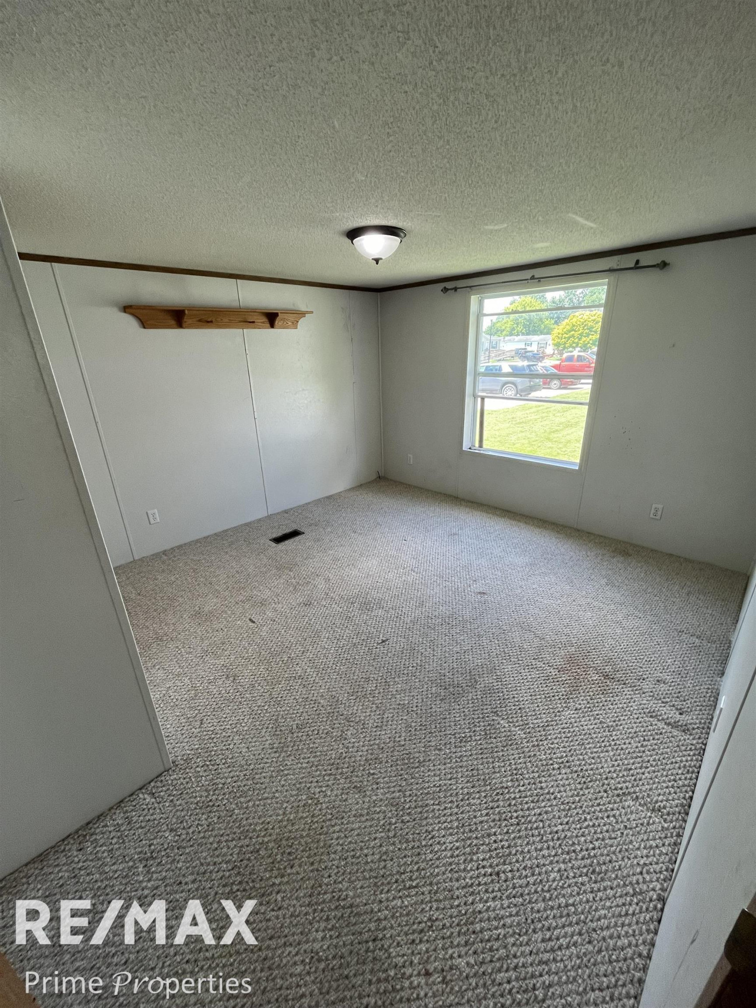 8203 Tamarack, Birch Run, MI — Photo 4