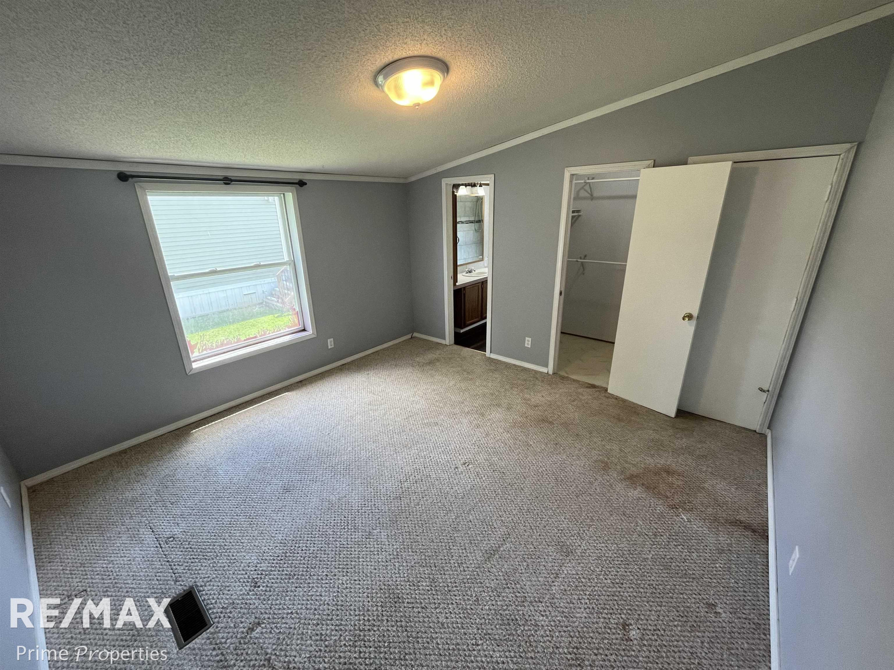 8203 Tamarack, Birch Run, MI — Photo 8