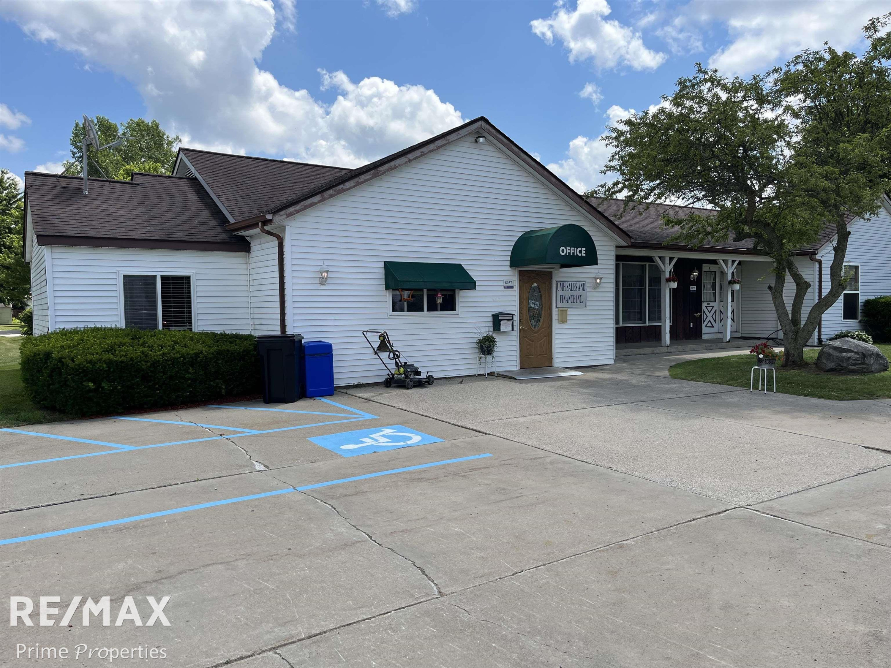 8203 Tamarack, Birch Run, MI — Photo 36