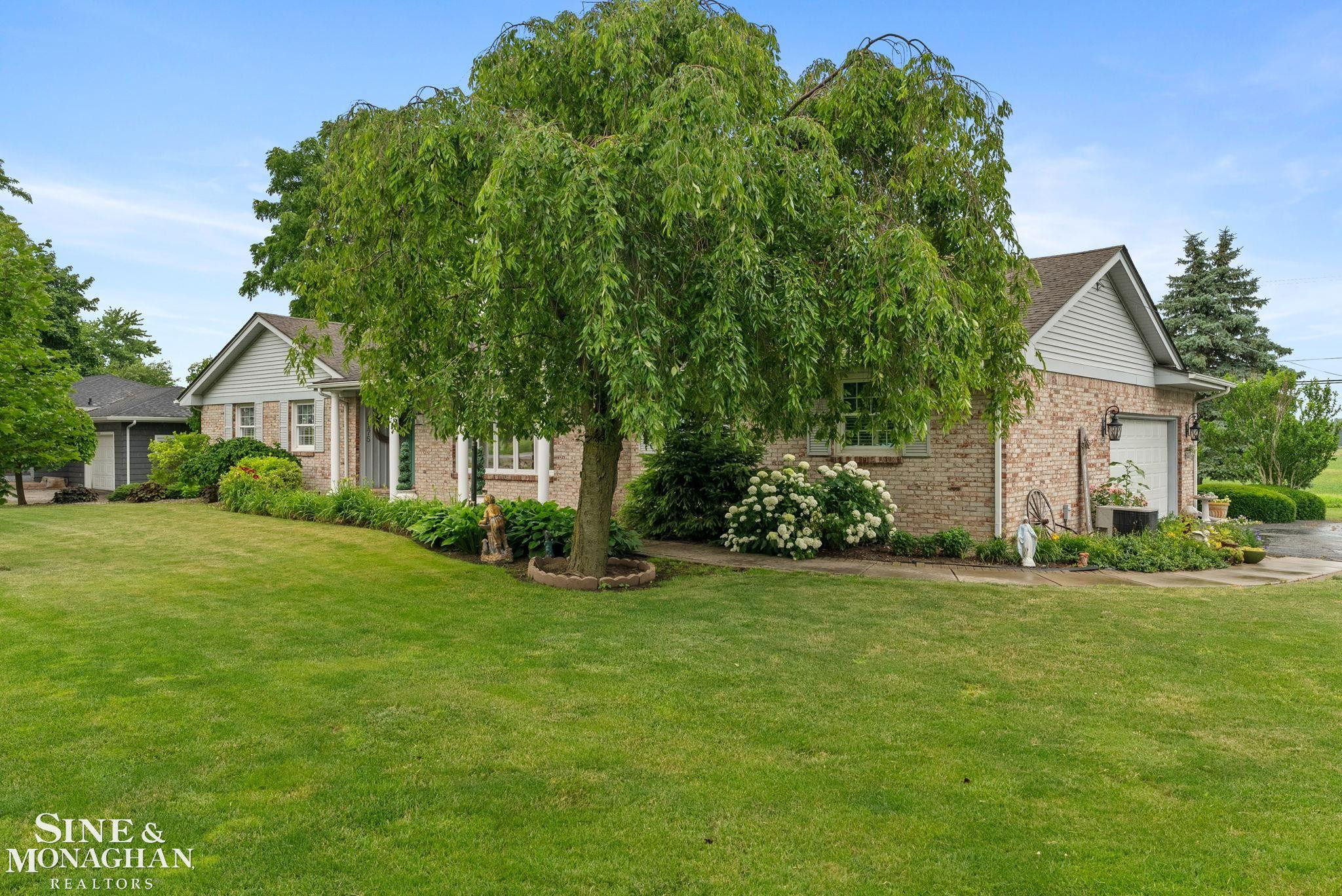 5175 Sandusky Road, Peck, MI 48466