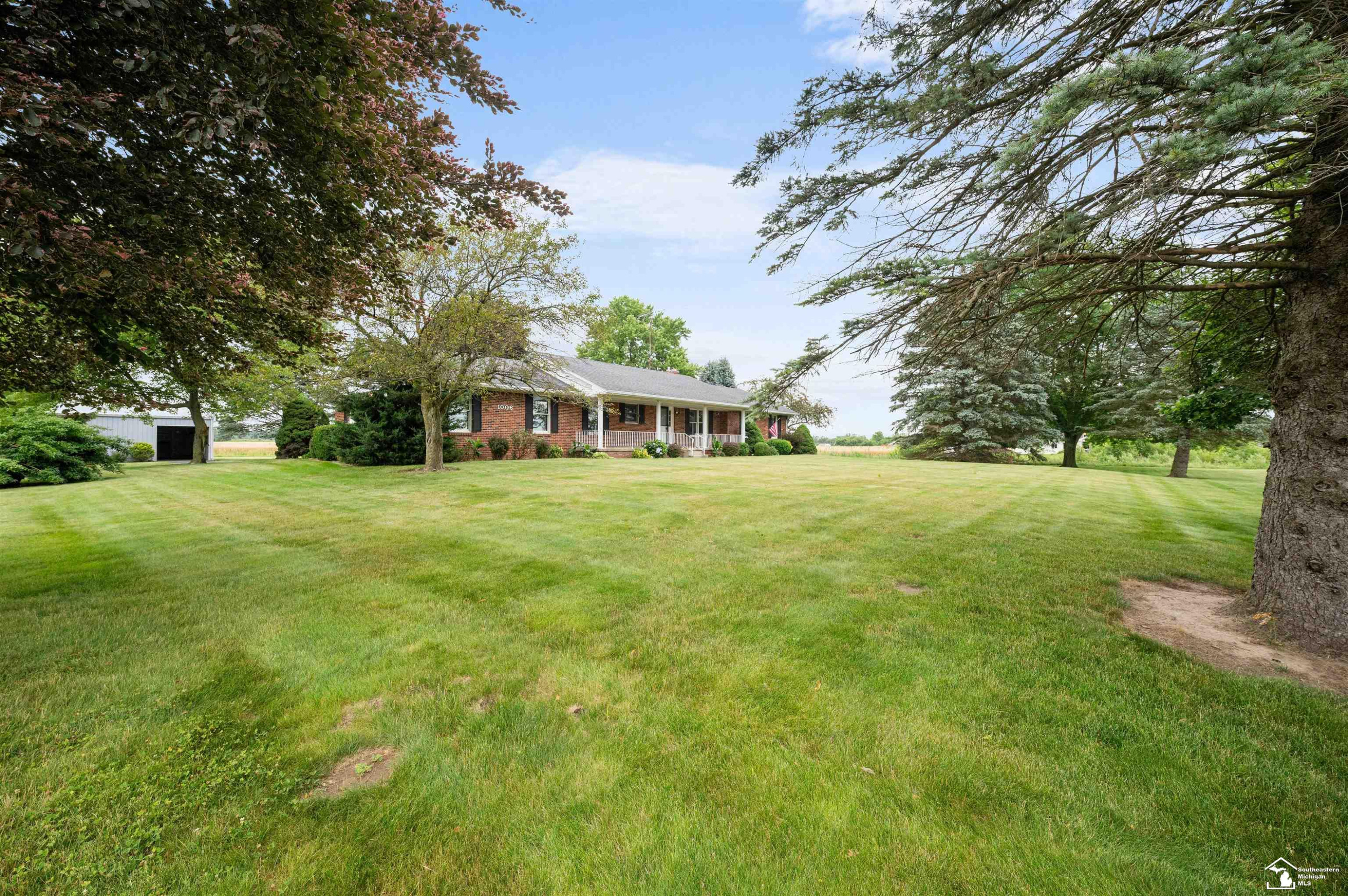1006 E Temperance Road, Temperance, MI 48182 — Photo 4
