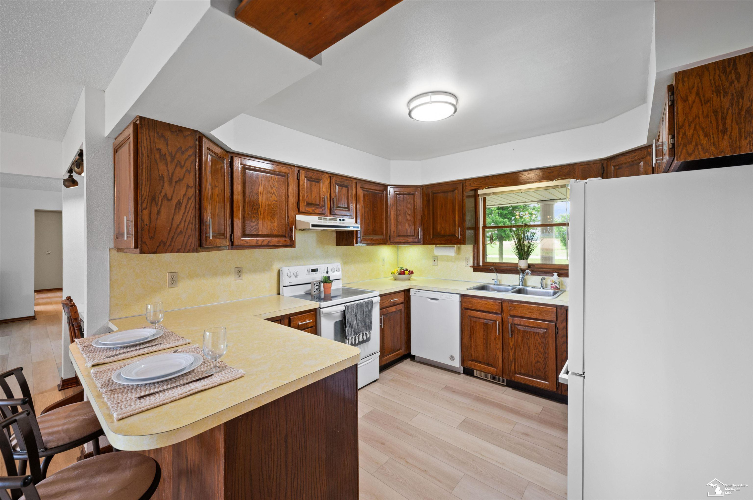 1006 E Temperance Road, Temperance, MI 48182 — Photo 14
