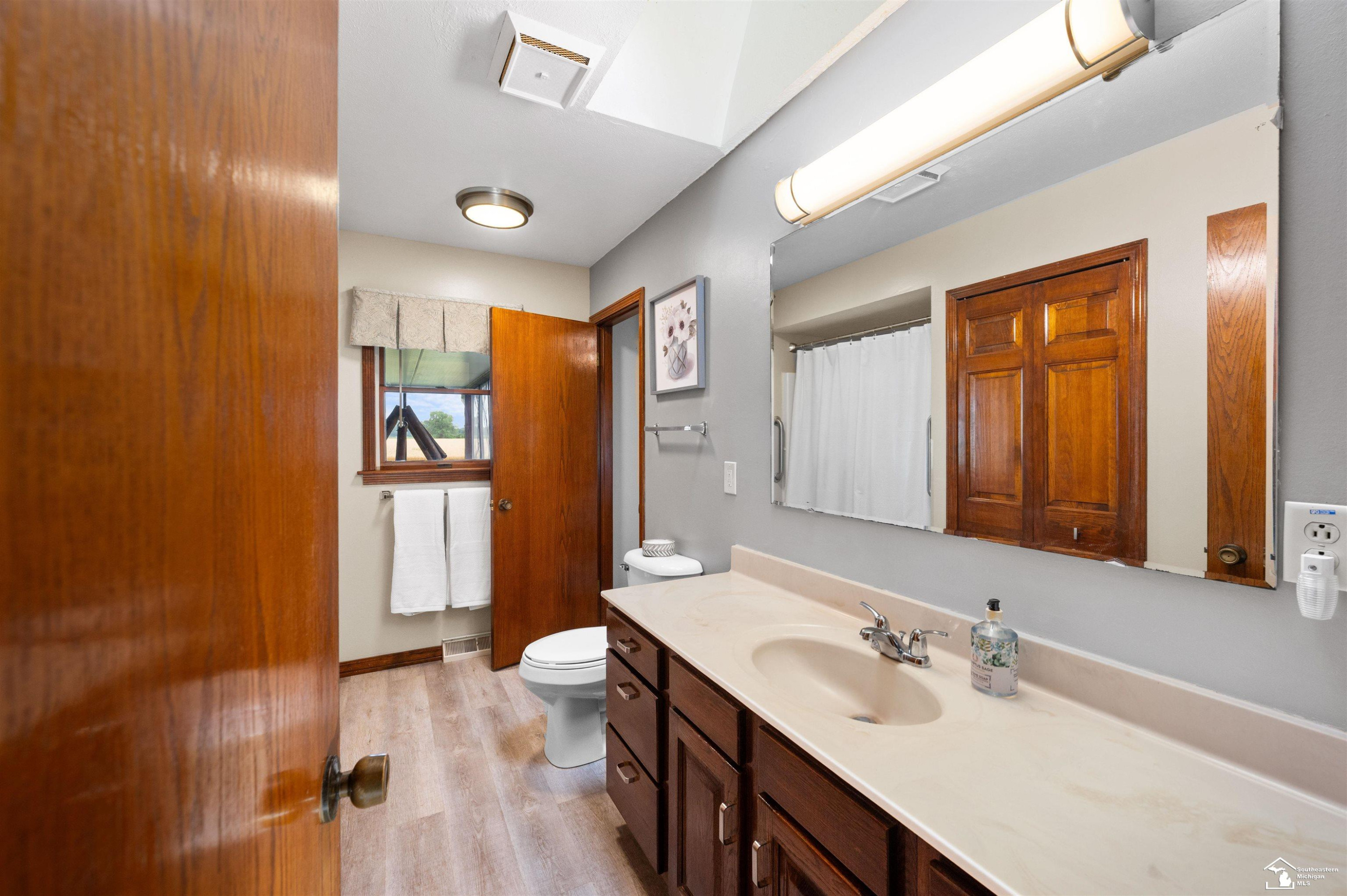 1006 E Temperance Road, Temperance, MI 48182 — Photo 21